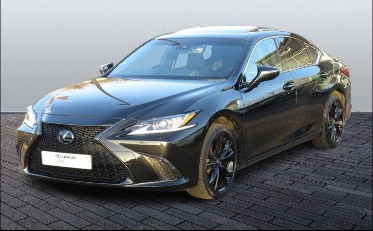 Lexus ES Image 32