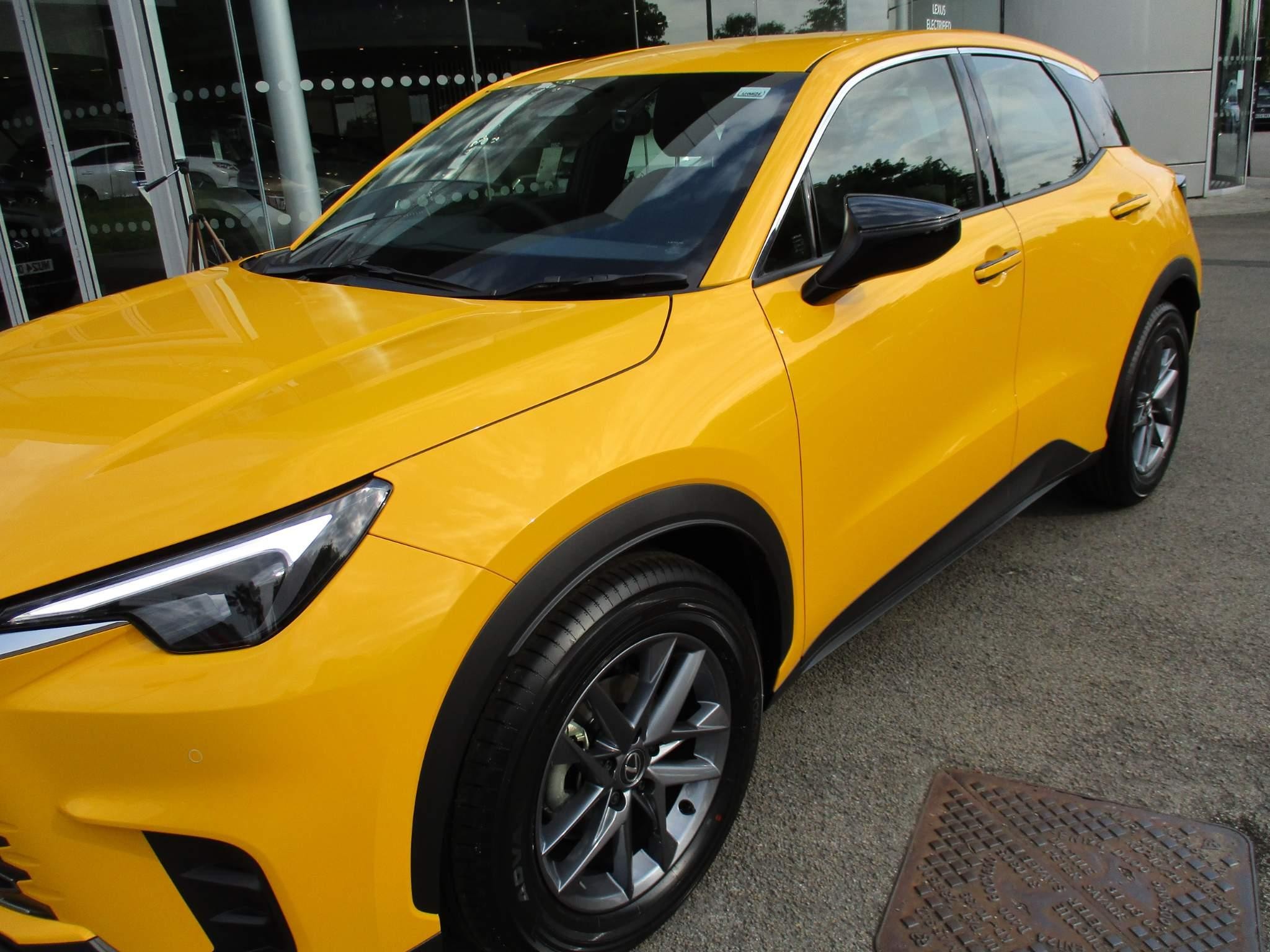 Lexus LBX Image 15