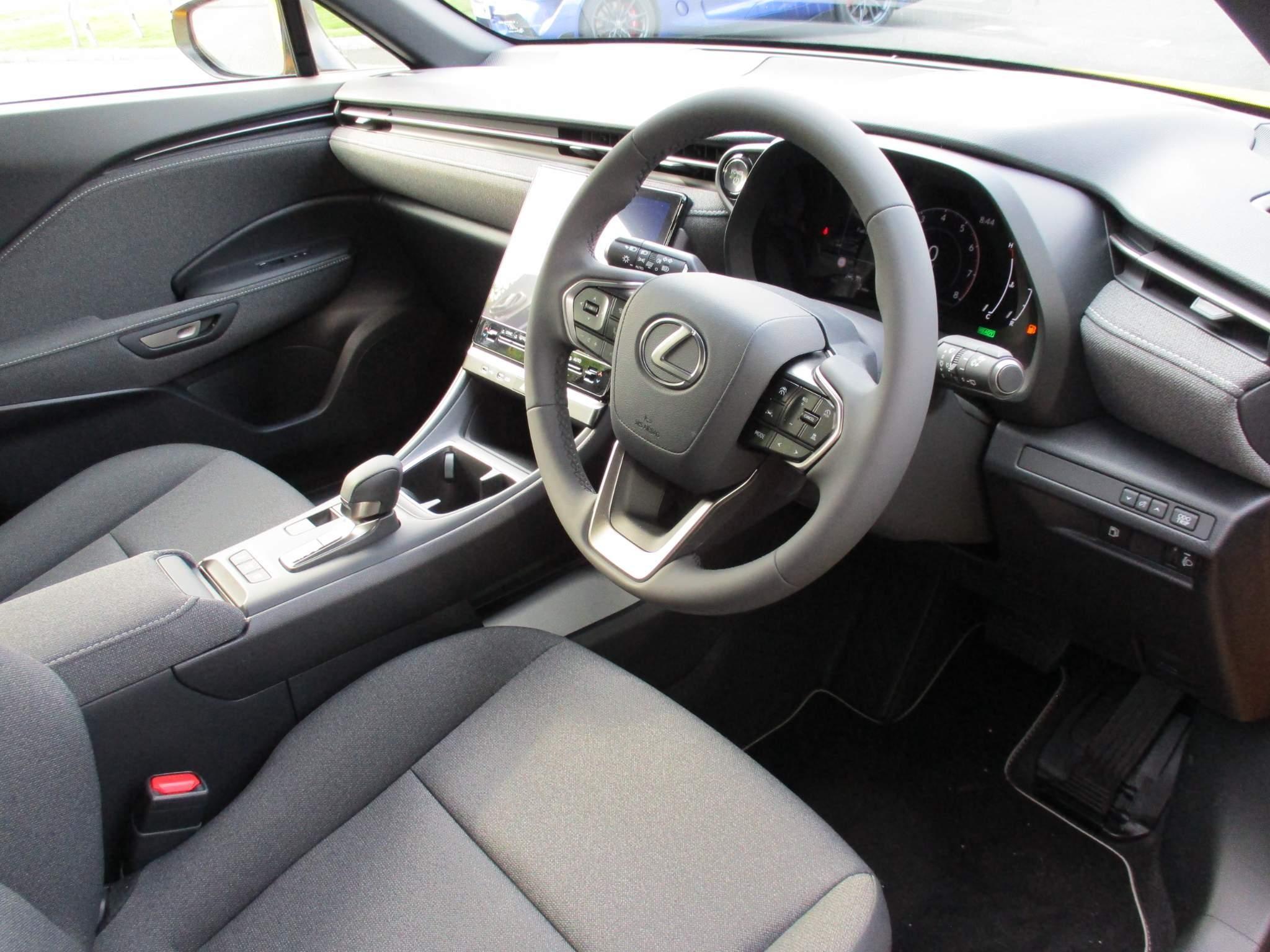Lexus LBX Image 19