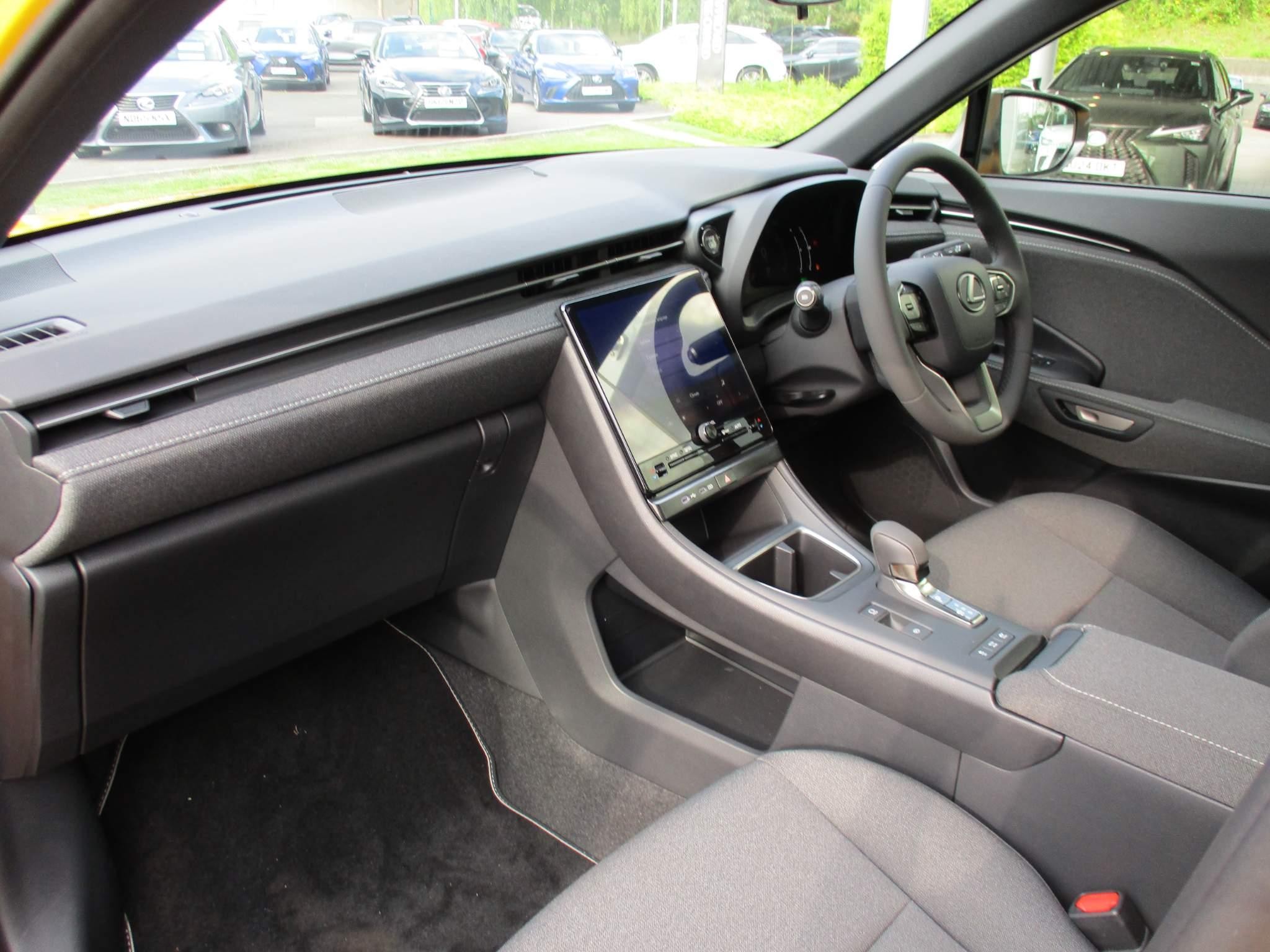 Lexus LBX Image 21