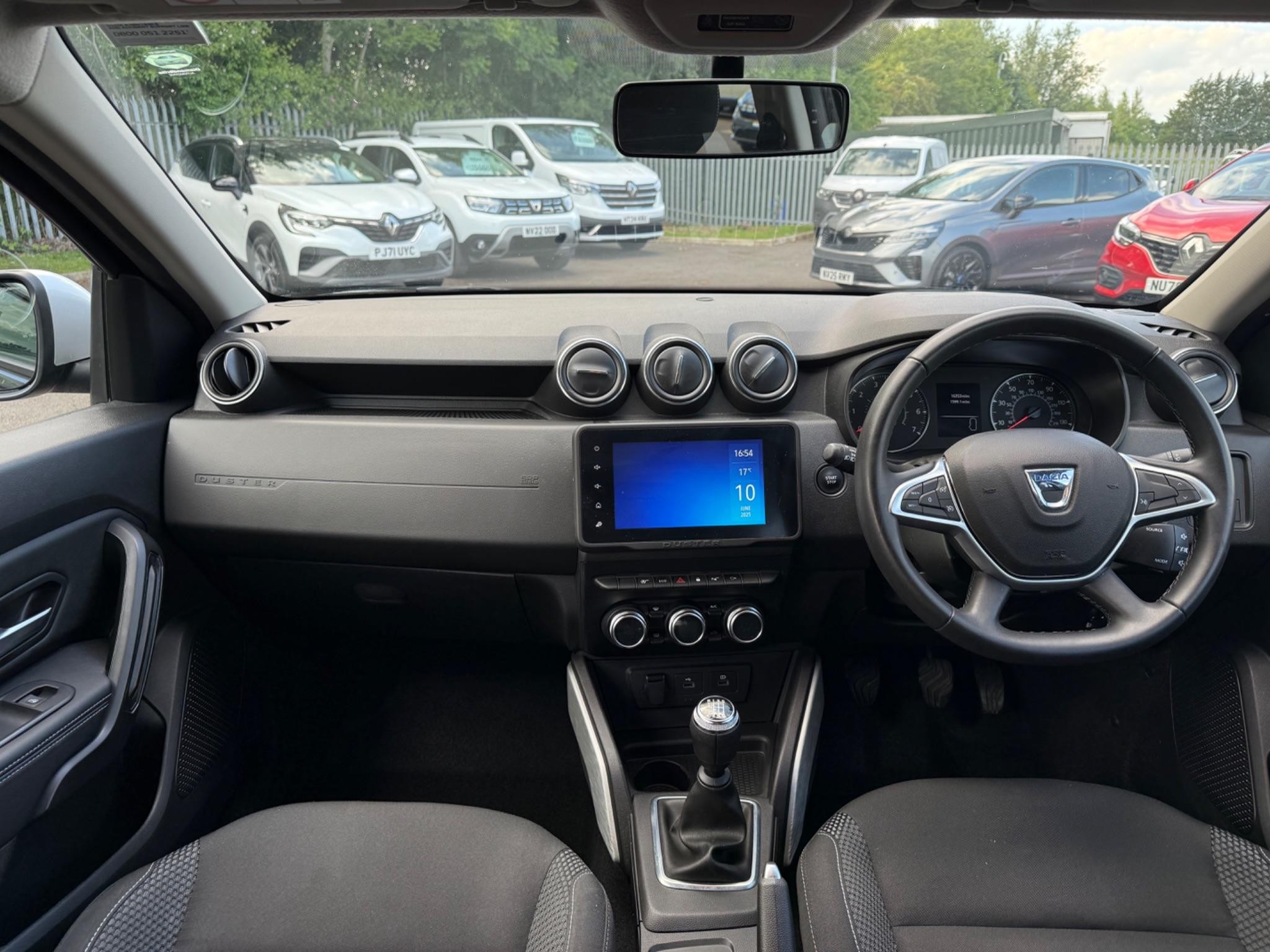 Dacia Duster Image 18