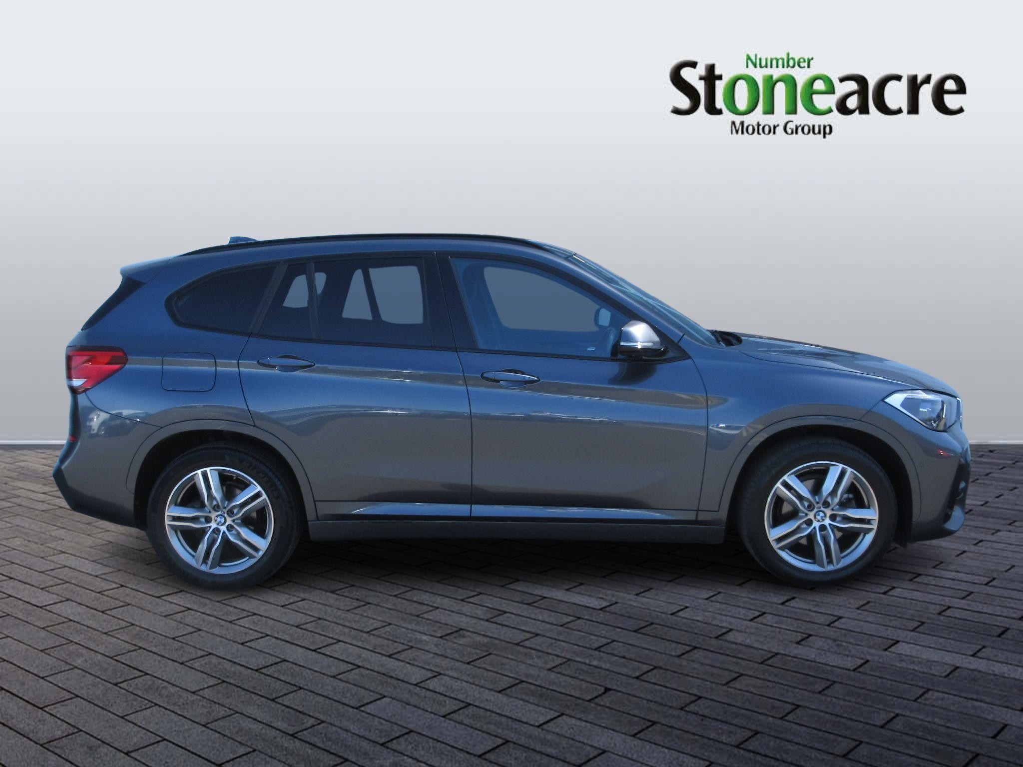 BMW X1 Image 2