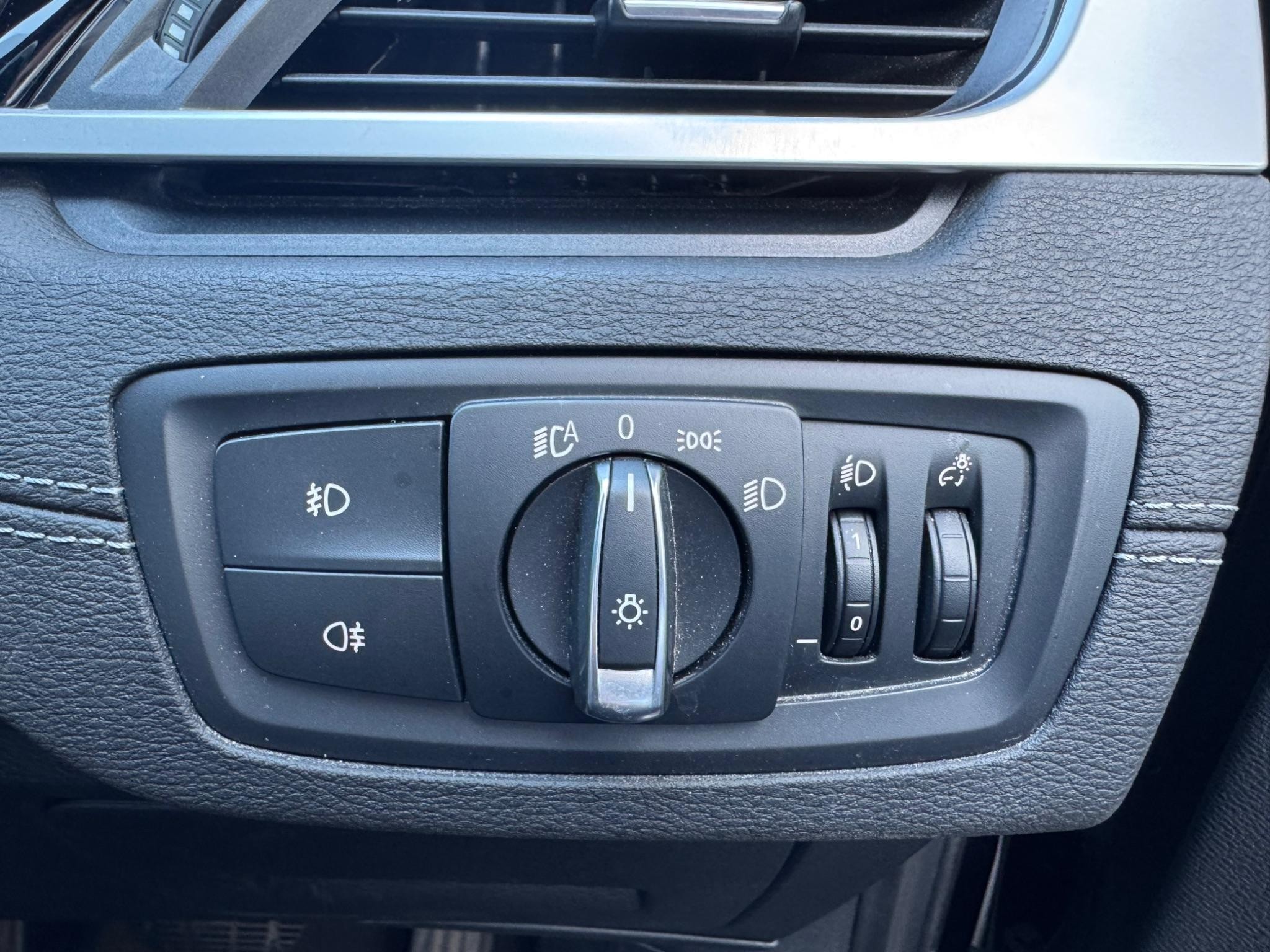 BMW X1 Image 18