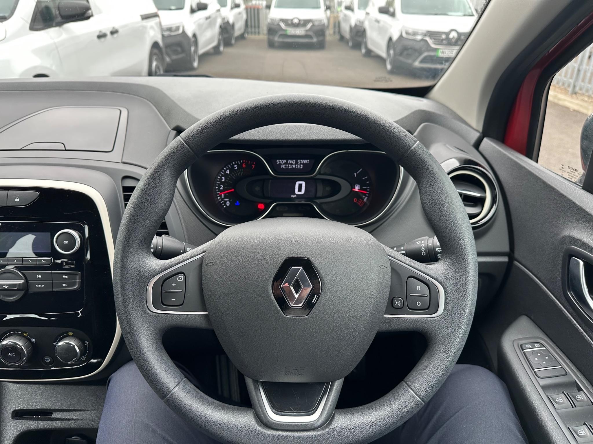 Renault Captur Image 23