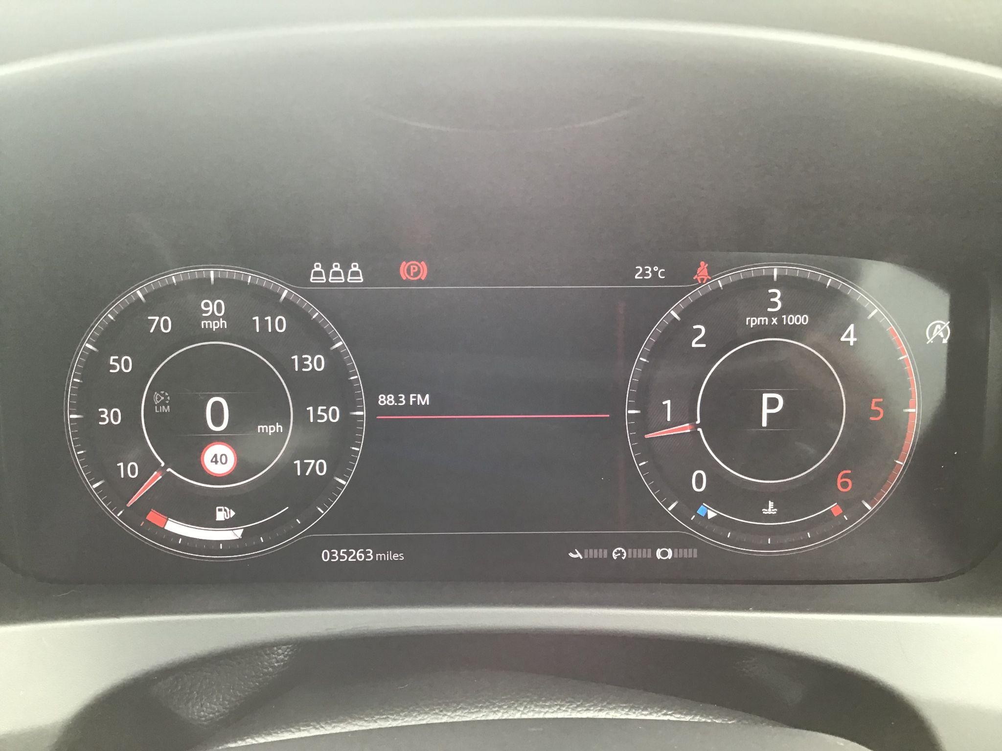 Jaguar F-Pace Image 18
