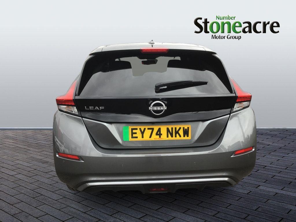 Nissan LEAF Image 4