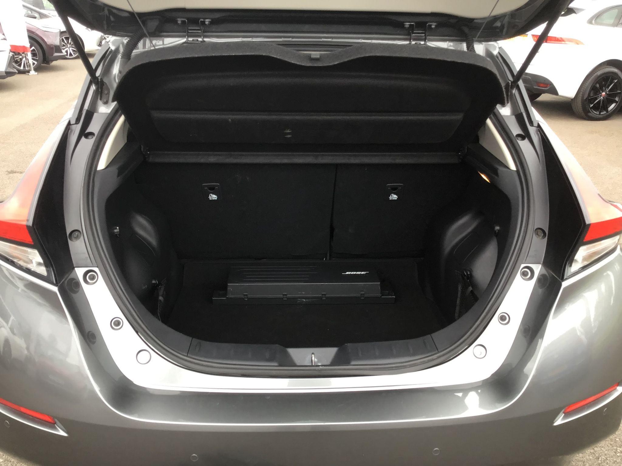 Nissan LEAF Image 10