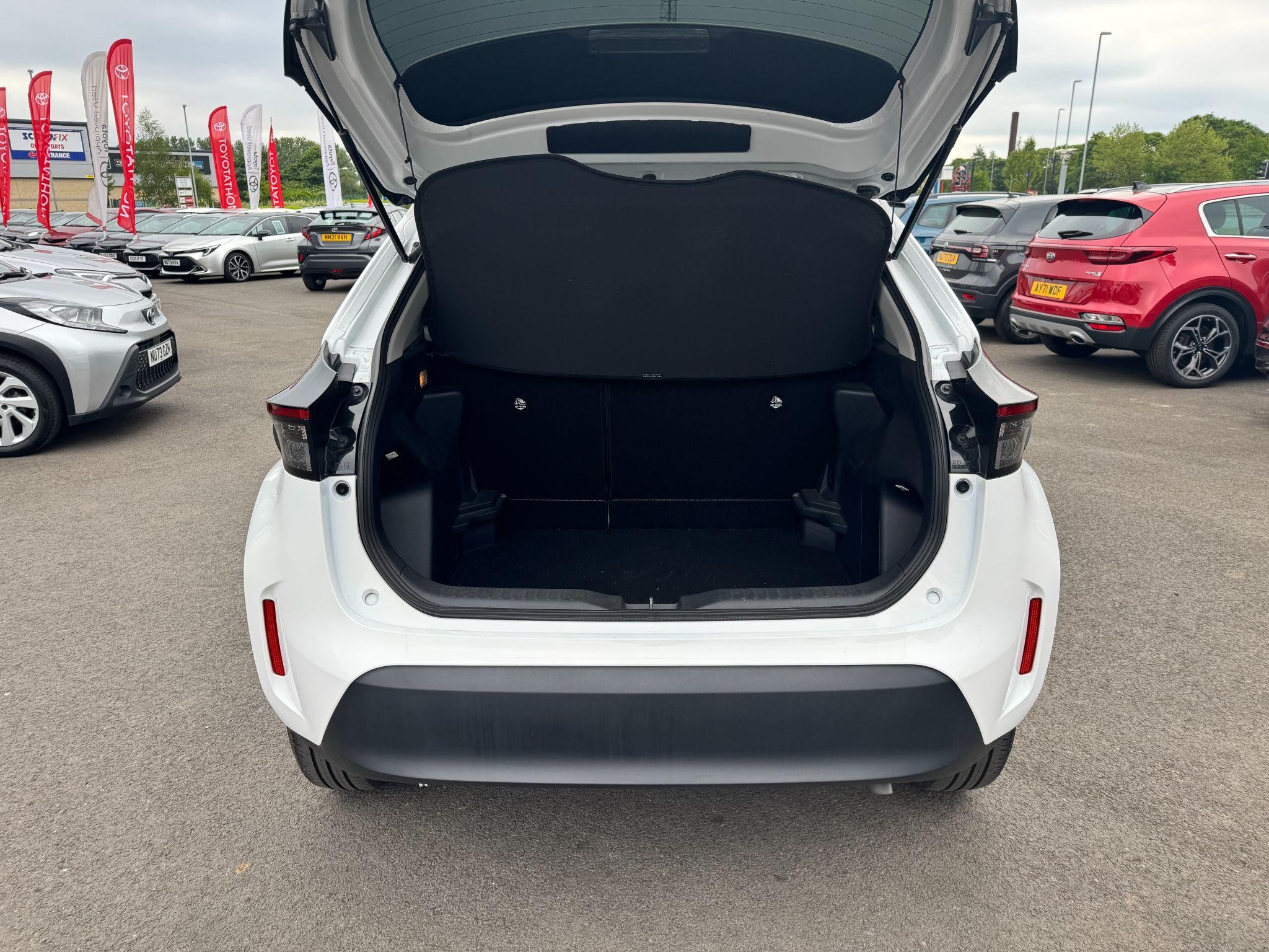 Toyota Yaris Cross Image 12