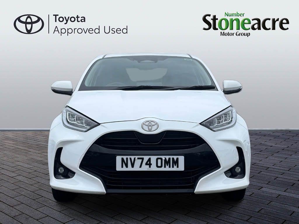 Toyota Yaris Image 10