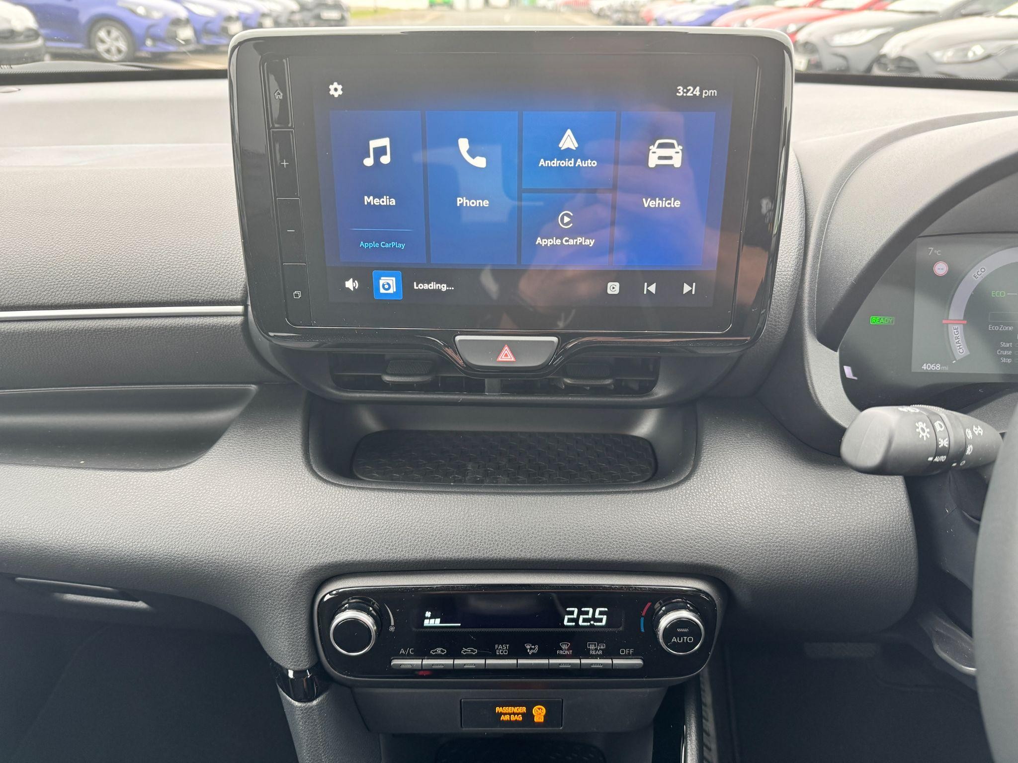 Toyota Yaris Image 21