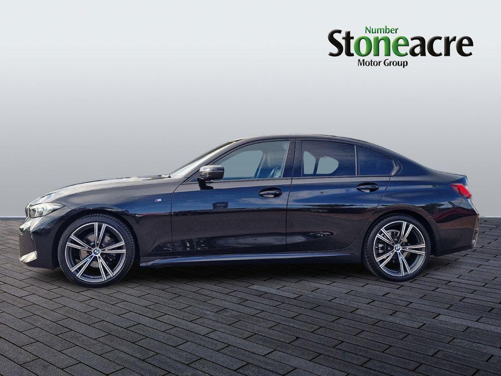 BMW 3 Series Image 17
