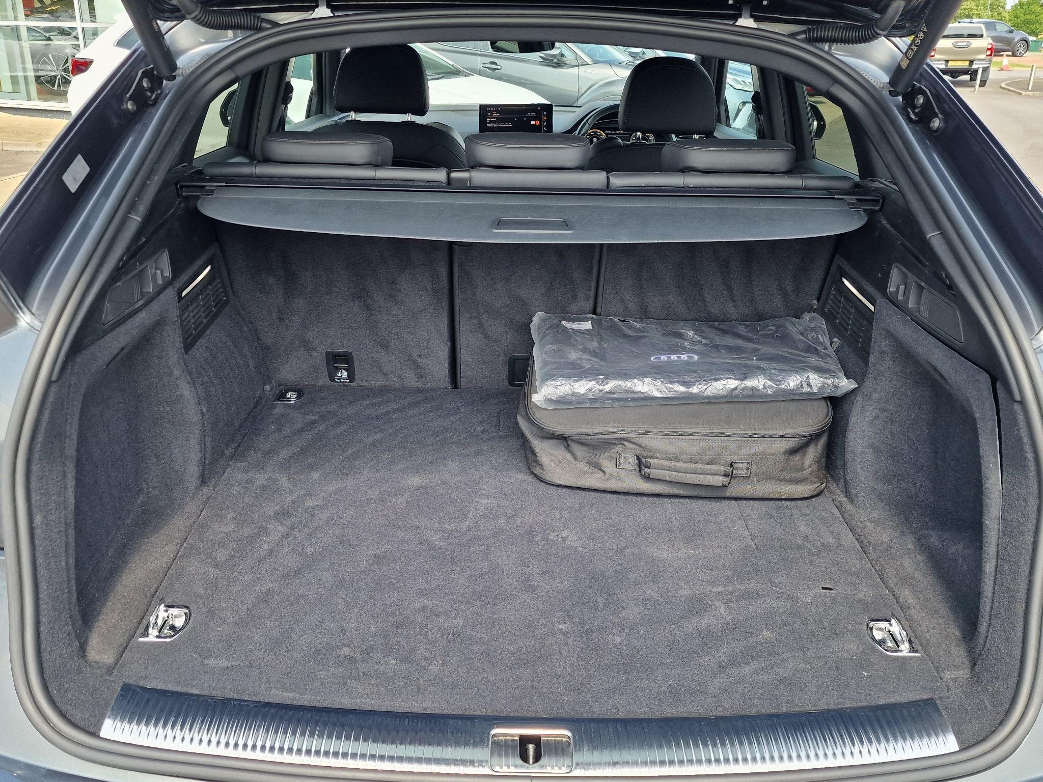 Audi Q5 Image 14