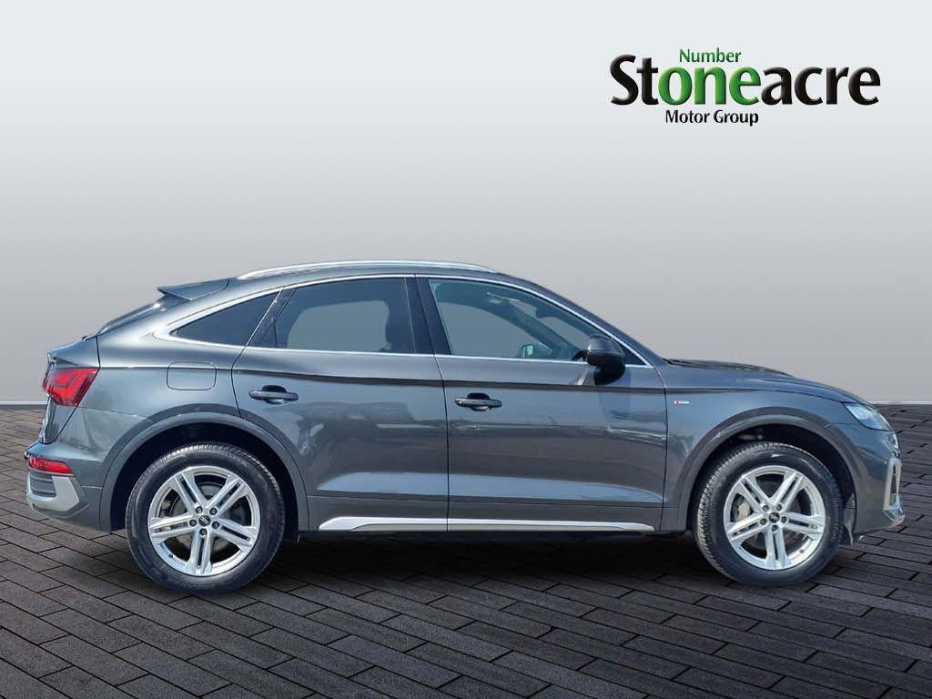 Audi Q5 Image 16