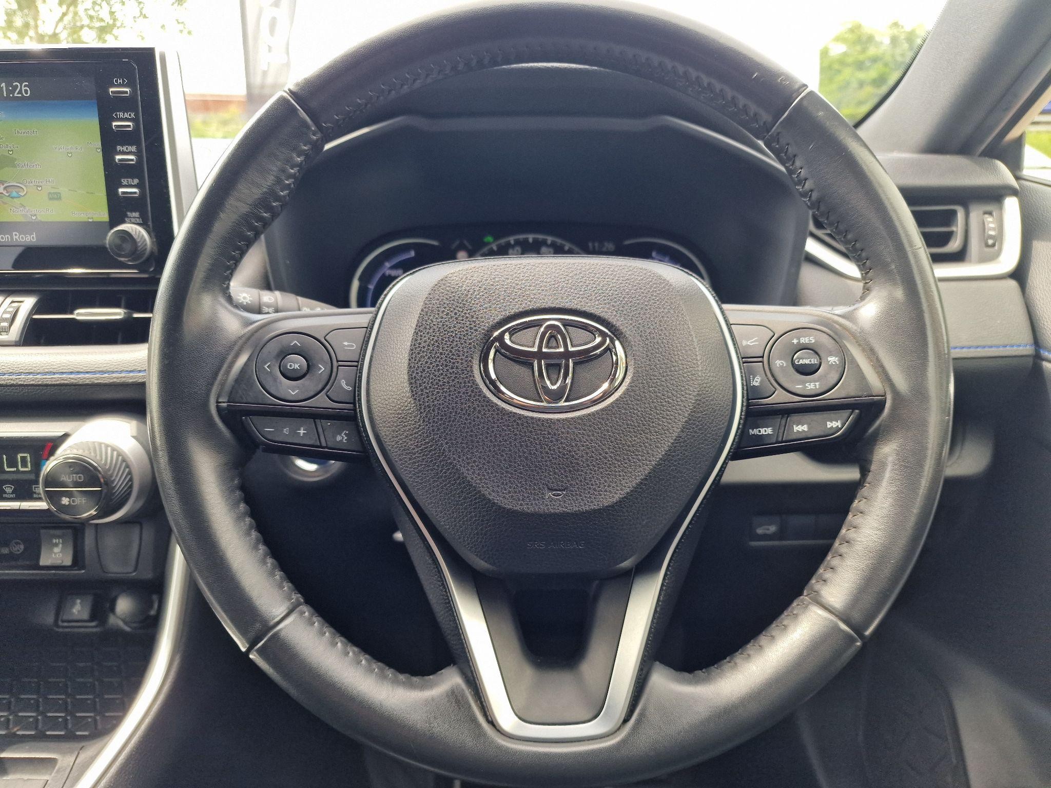 Toyota RAV4 Image 10
