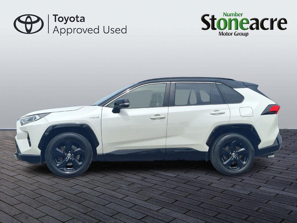 Toyota RAV4 Image 18