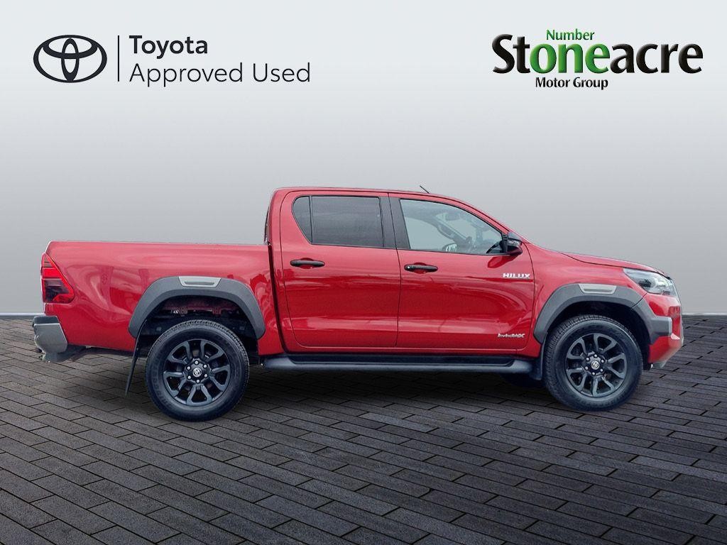 Toyota Hilux Image 18