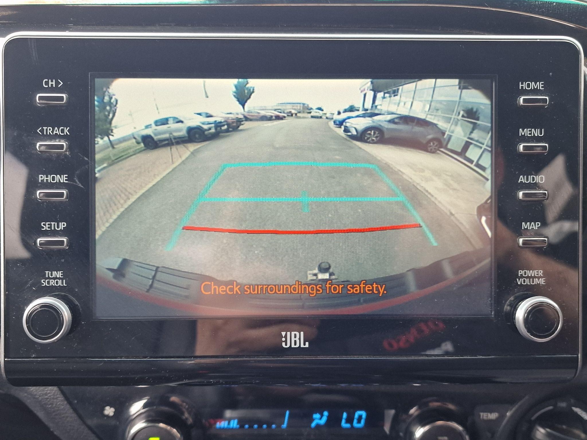 Toyota Hilux Image 22