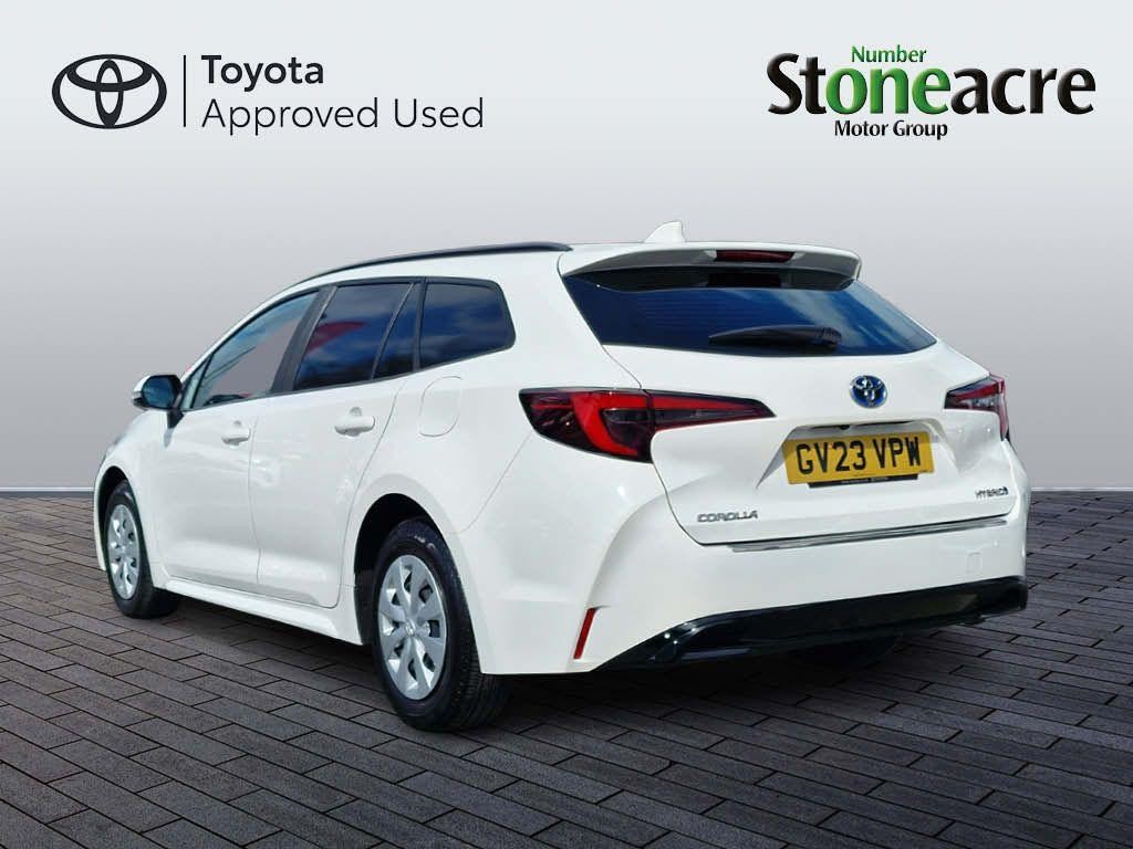 Toyota Corolla Commercial Image 6