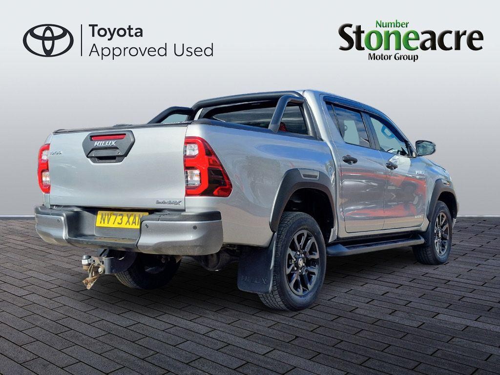 Toyota Hilux Image 4