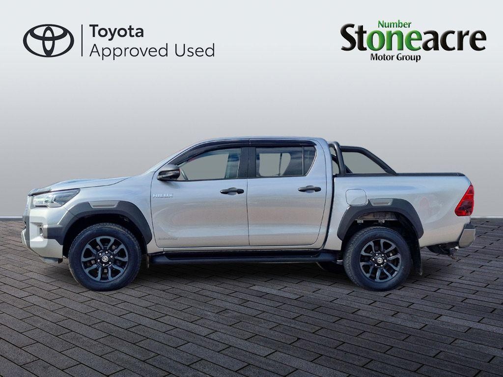 Toyota Hilux Image 19