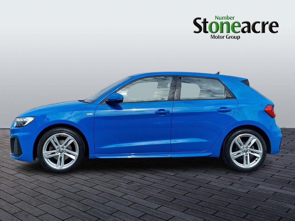 Audi A1 Image 17