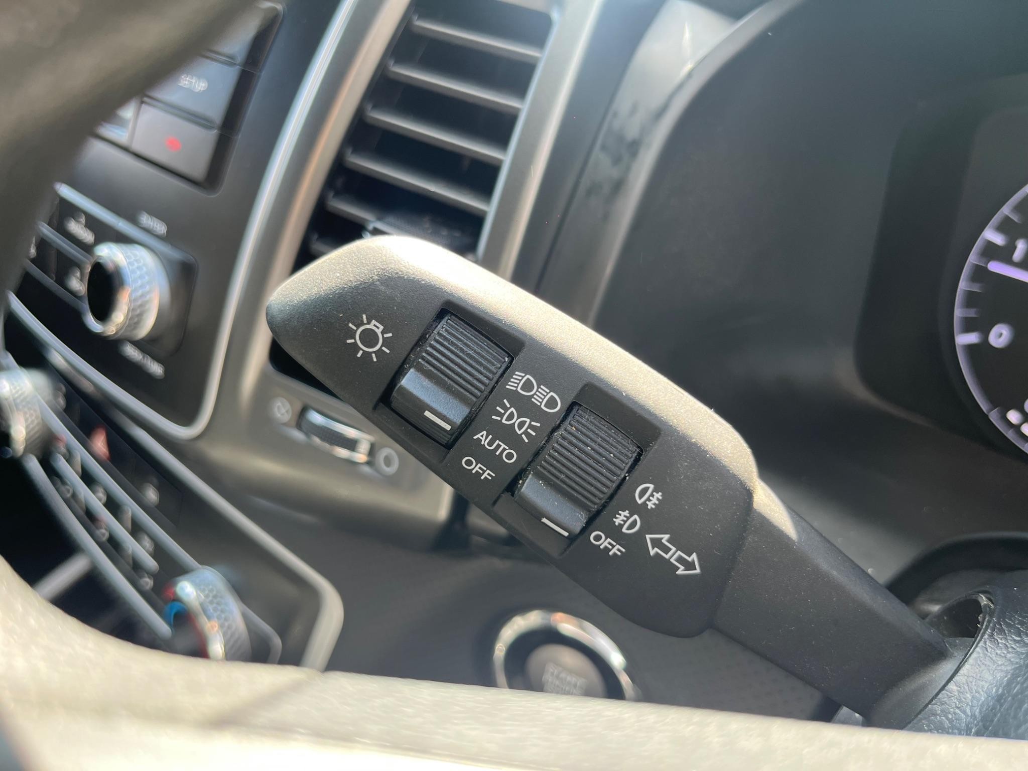 SSangyong Musso Image 15