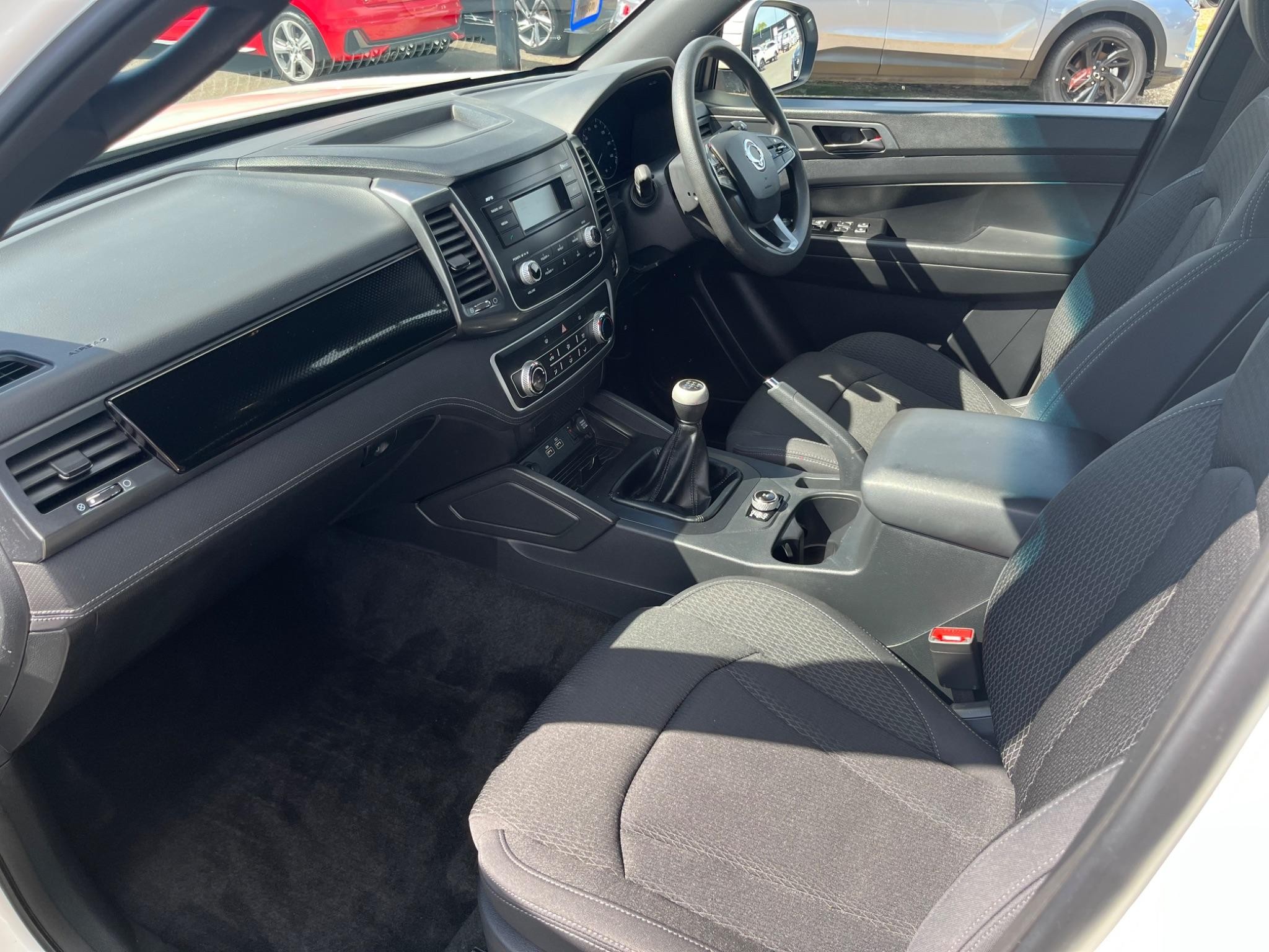 SSangyong Musso Image 21