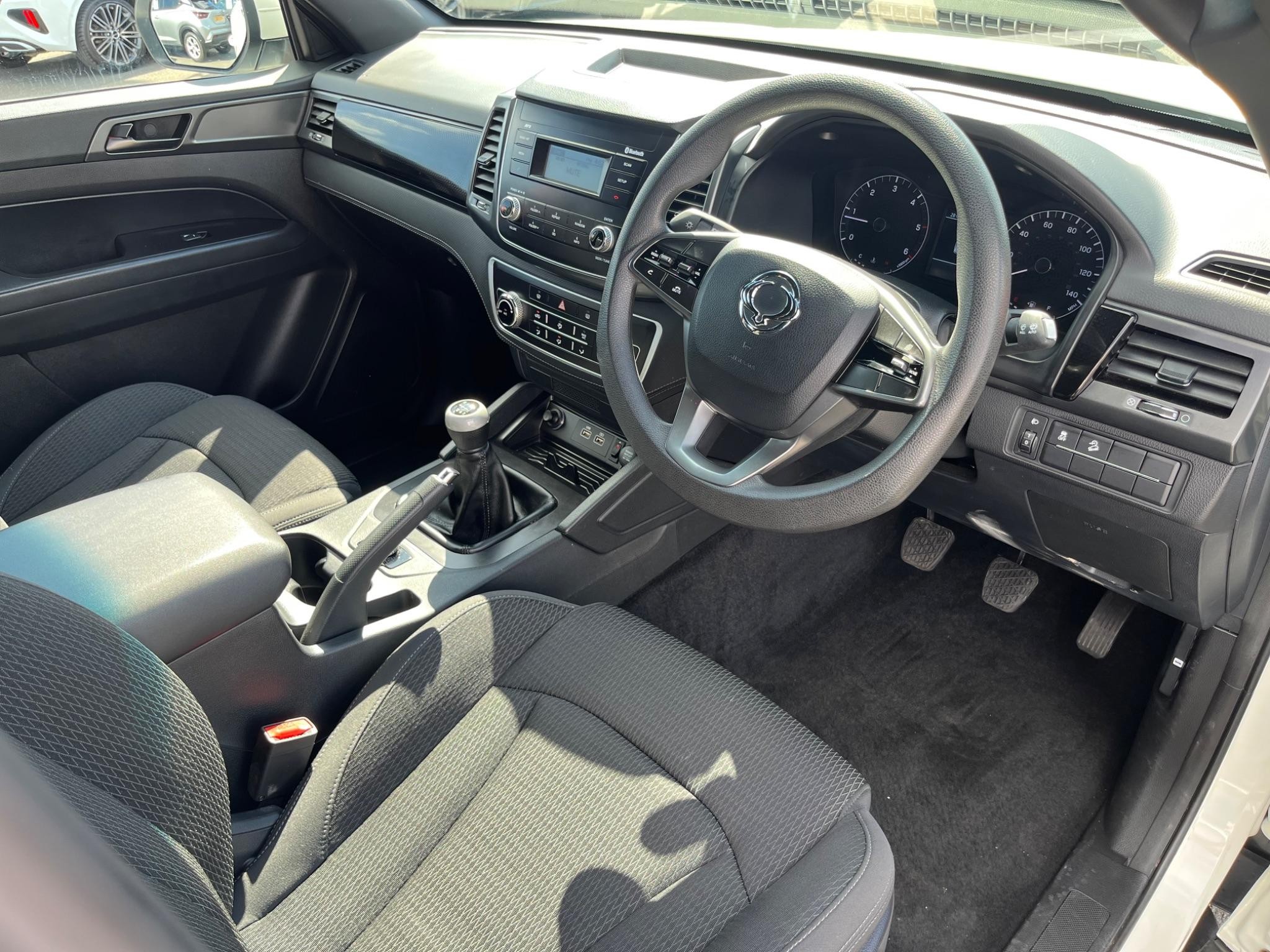 SSangyong Musso Image 23