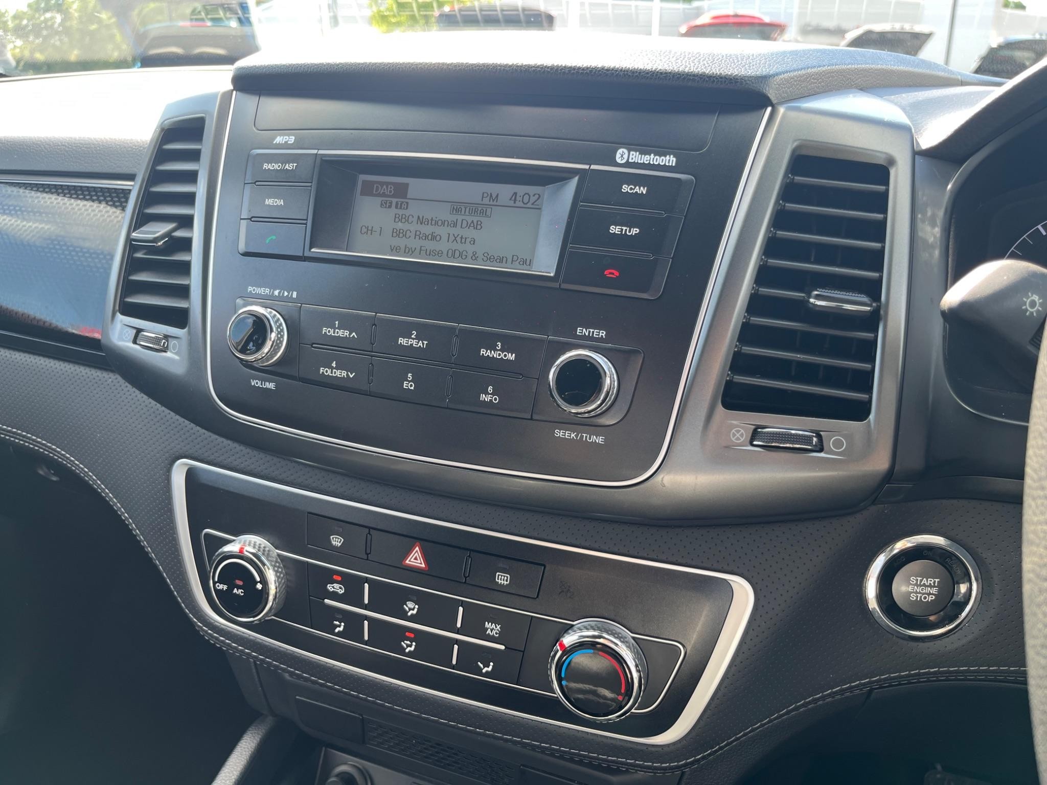 SSangyong Musso Image 26
