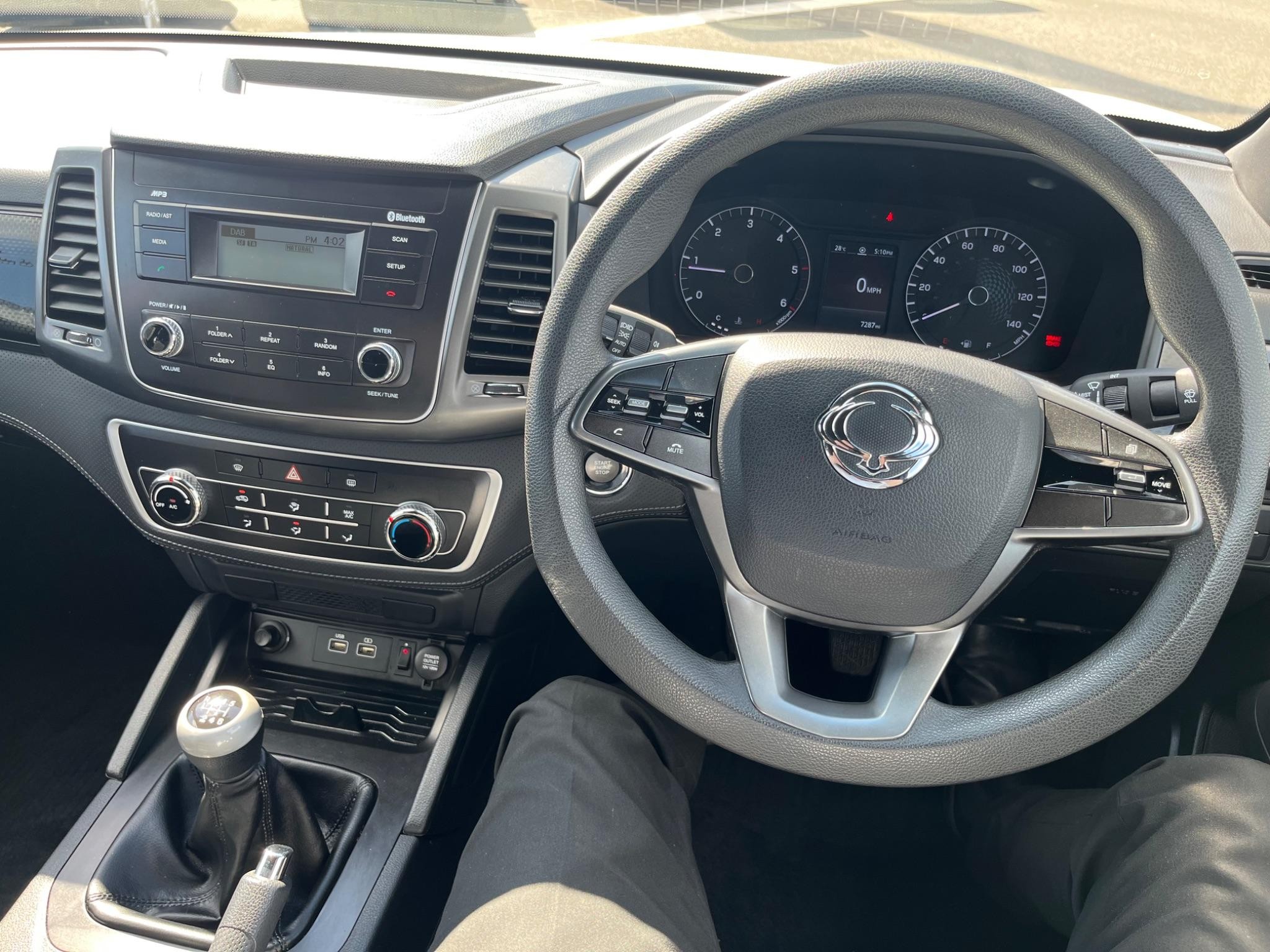 SSangyong Musso Image 27