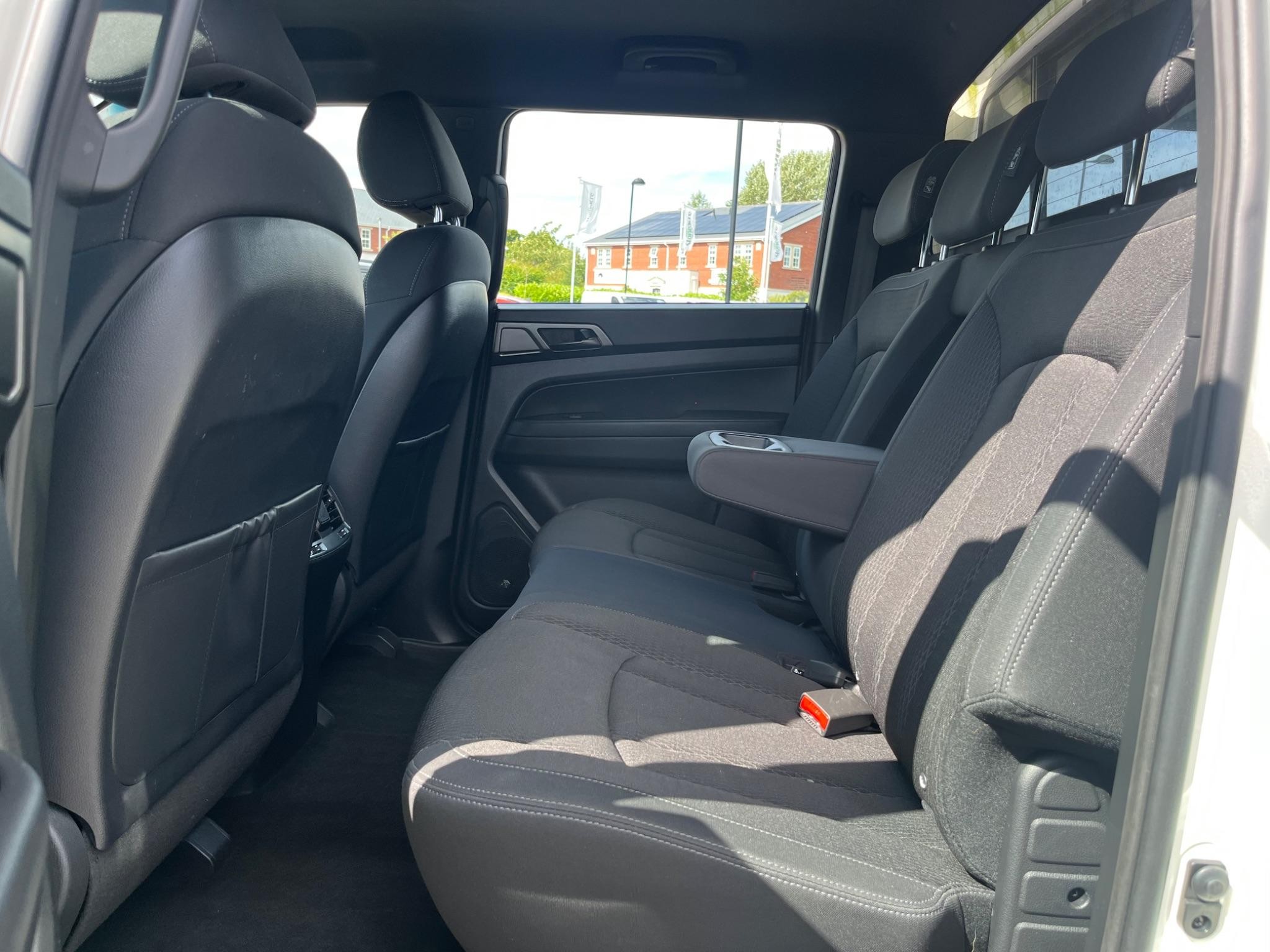 SSangyong Musso Image 30