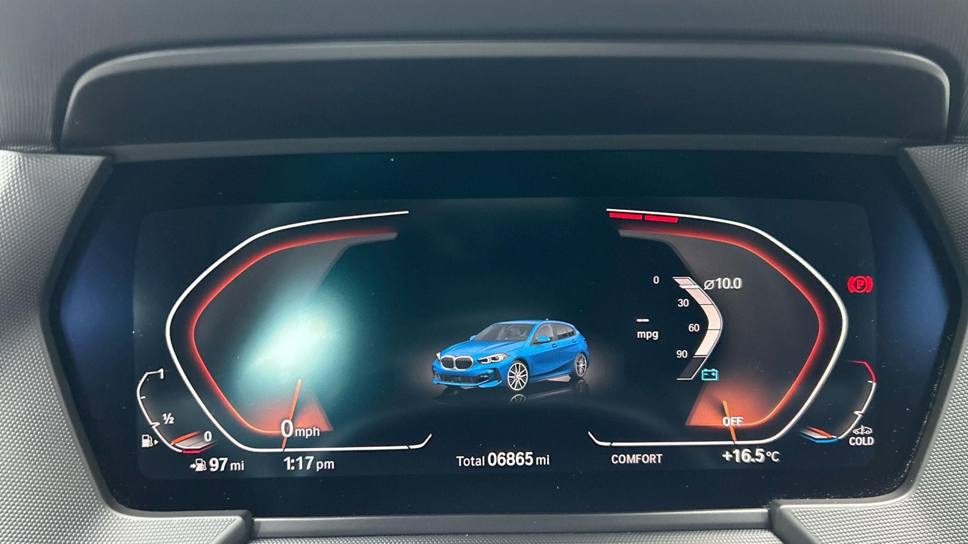 BMW 1 Series Image 13