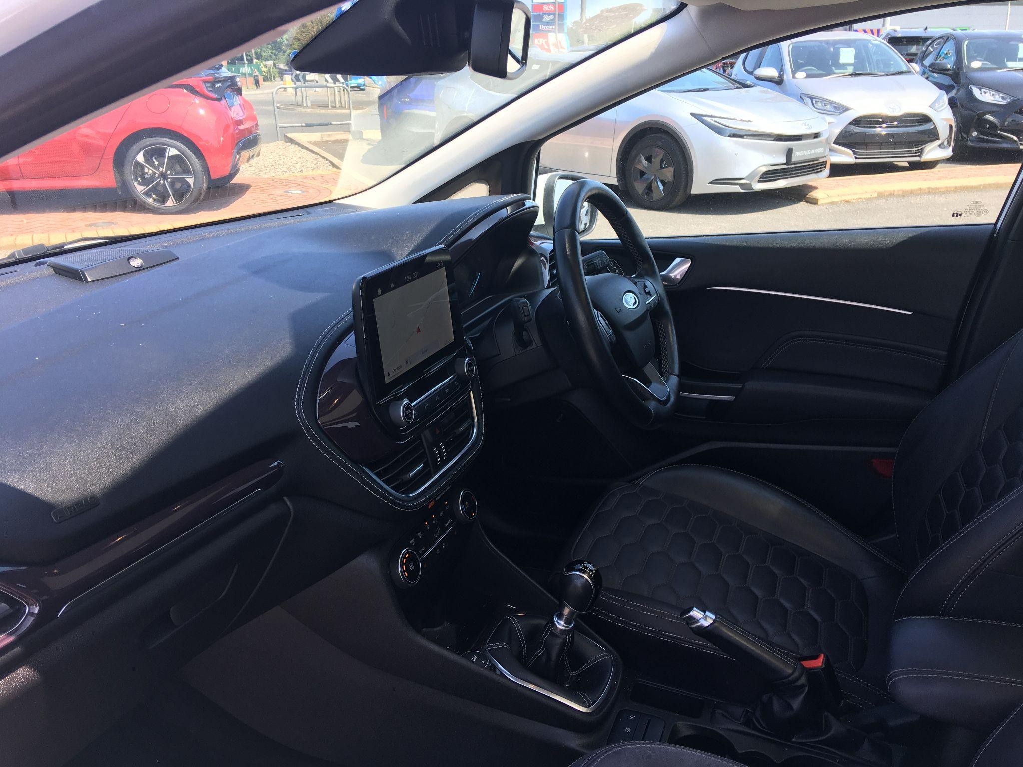Ford Fiesta Image 13