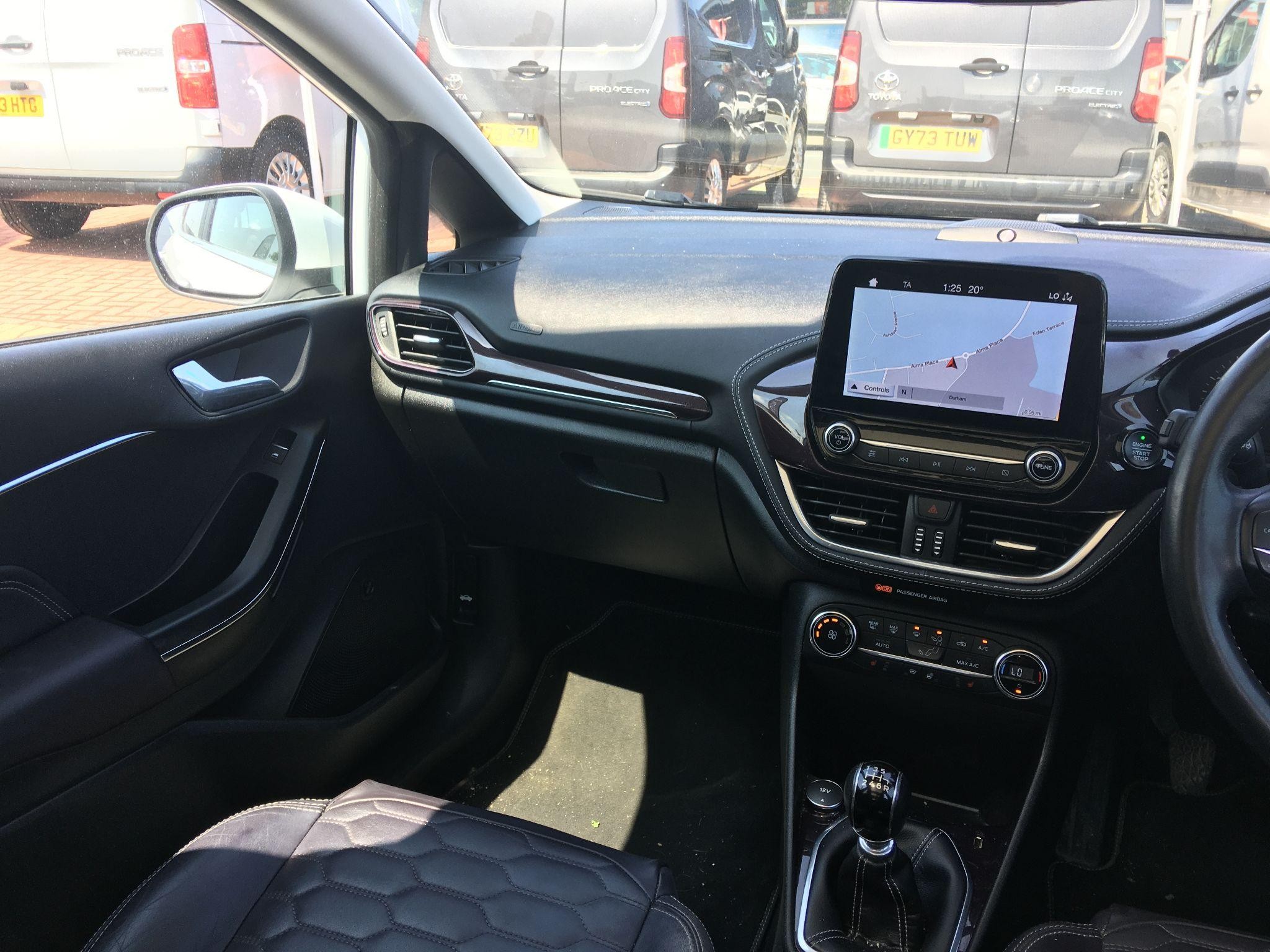 Ford Fiesta Image 14