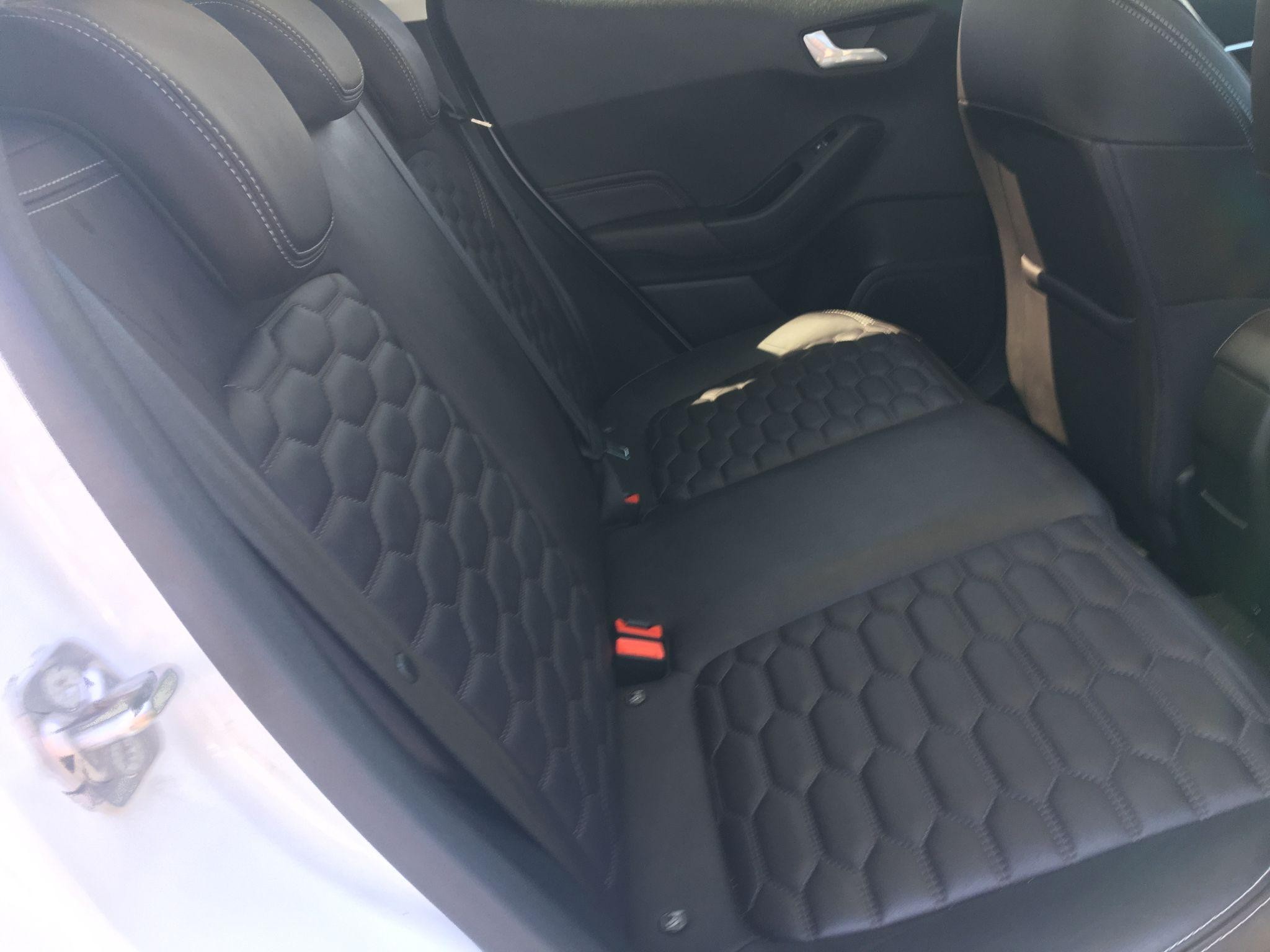 Ford Fiesta Image 17