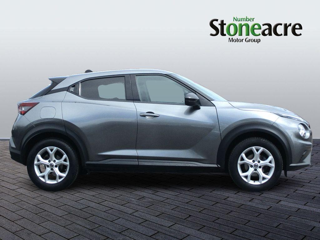Nissan Juke Image 2