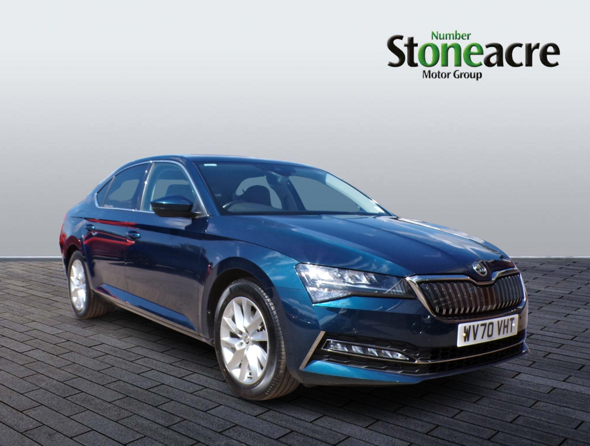Skoda Superb Image 1