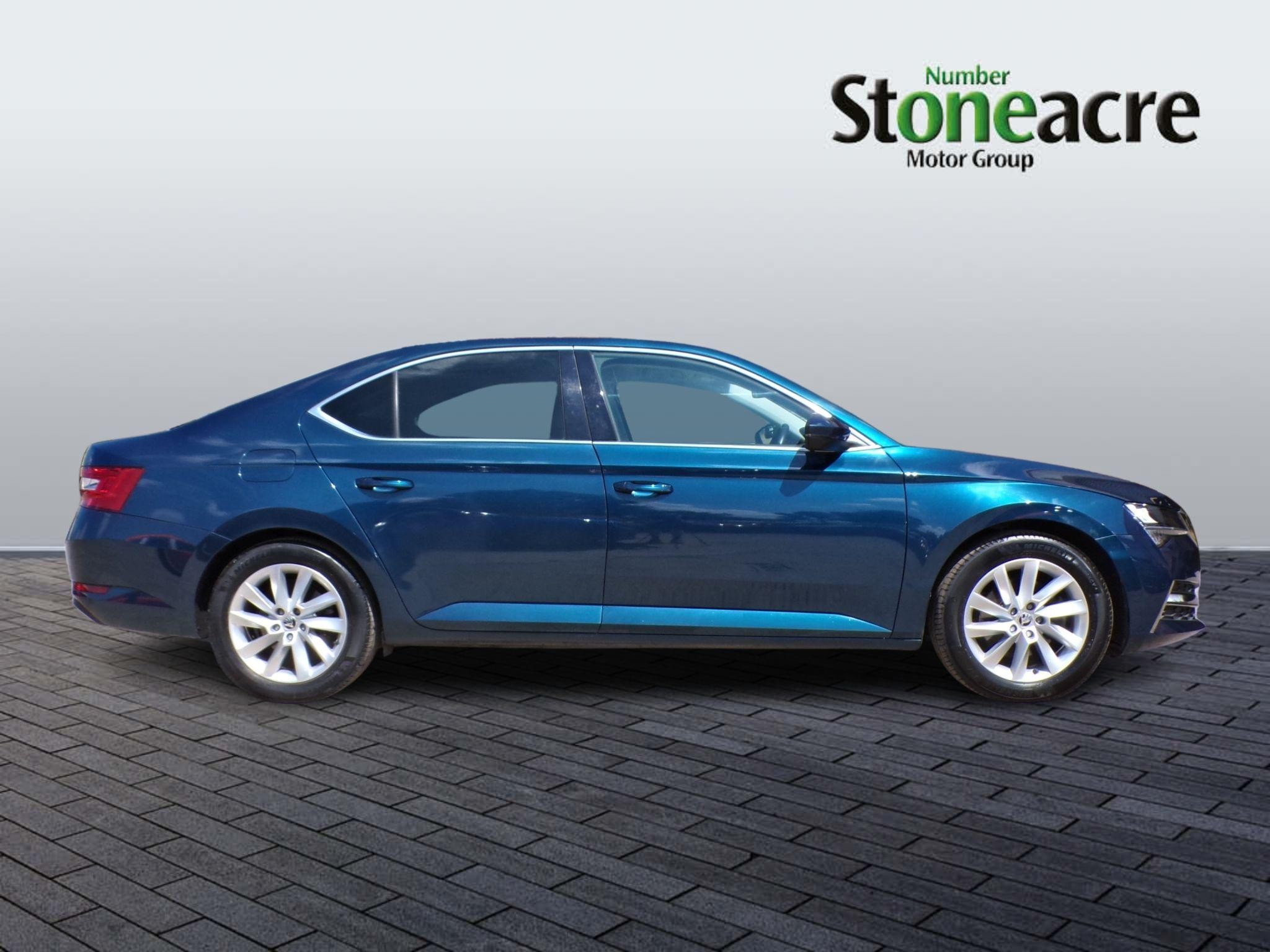Skoda Superb Image 8