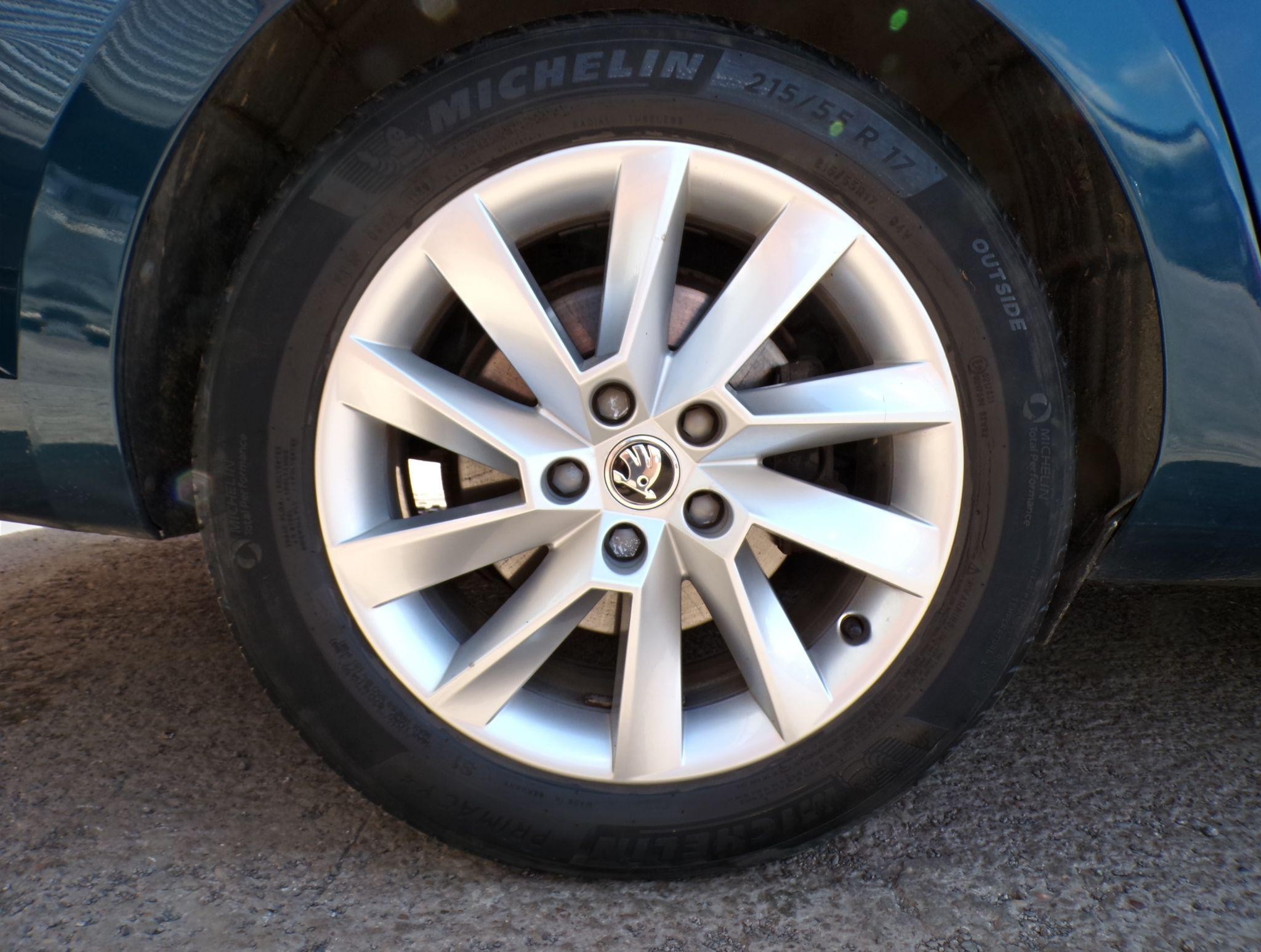 Skoda Superb Image 9