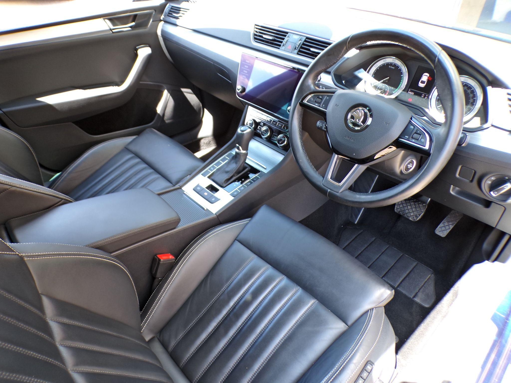 Skoda Superb Image 11