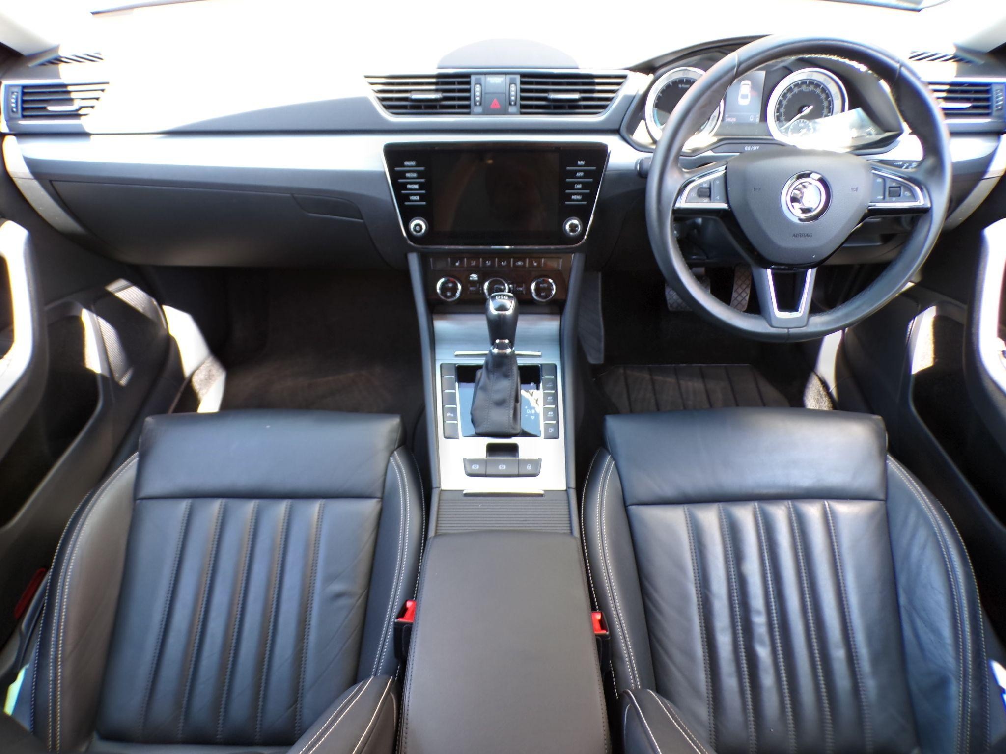 Skoda Superb Image 12