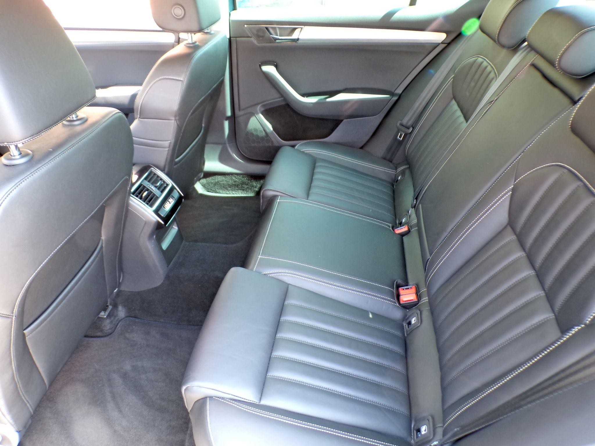 Skoda Superb Image 21