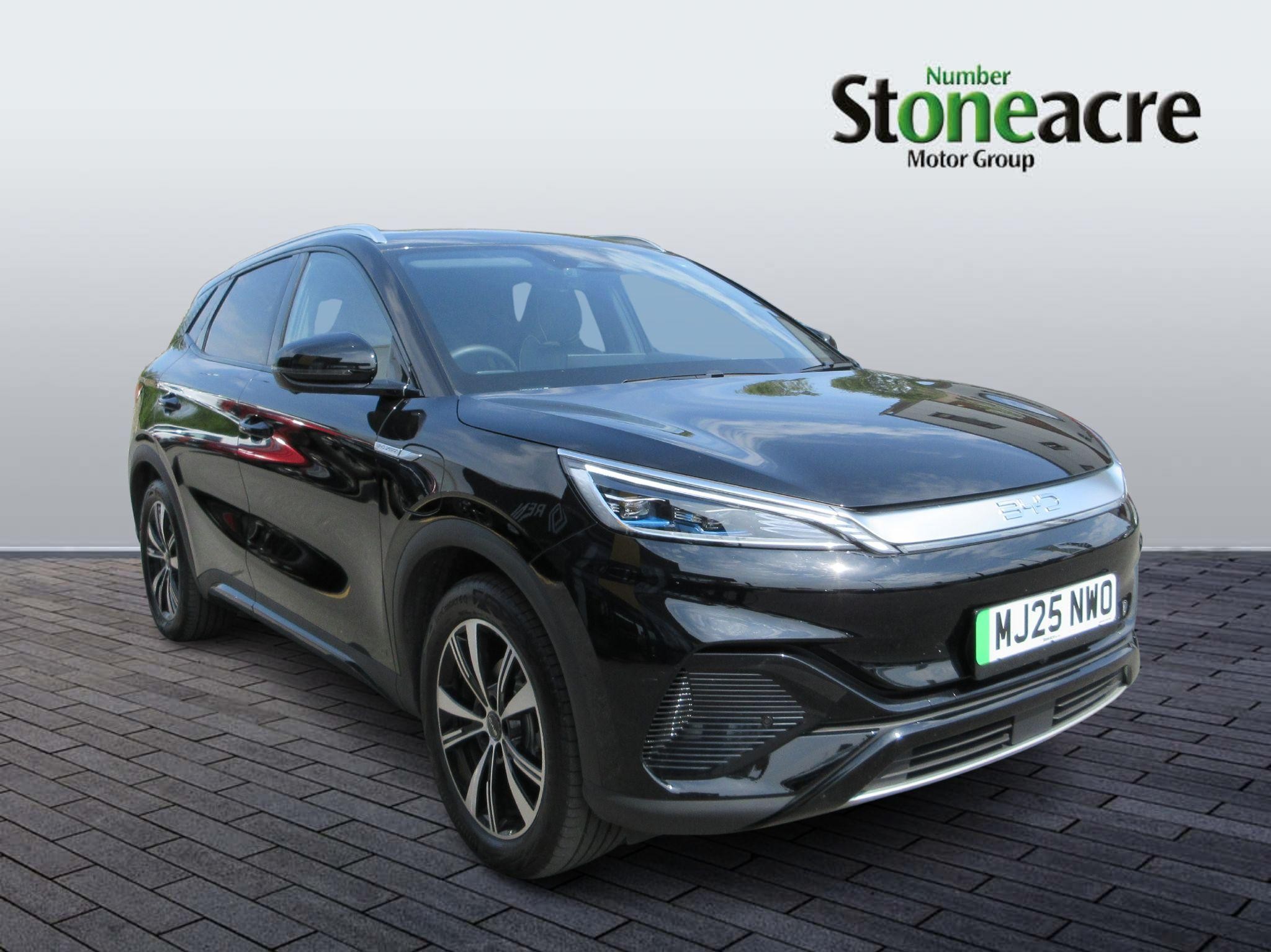 BYD Atto 3 Image 1