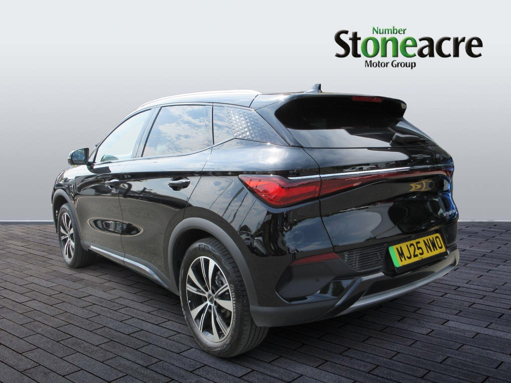 BYD Atto 3 Image 3