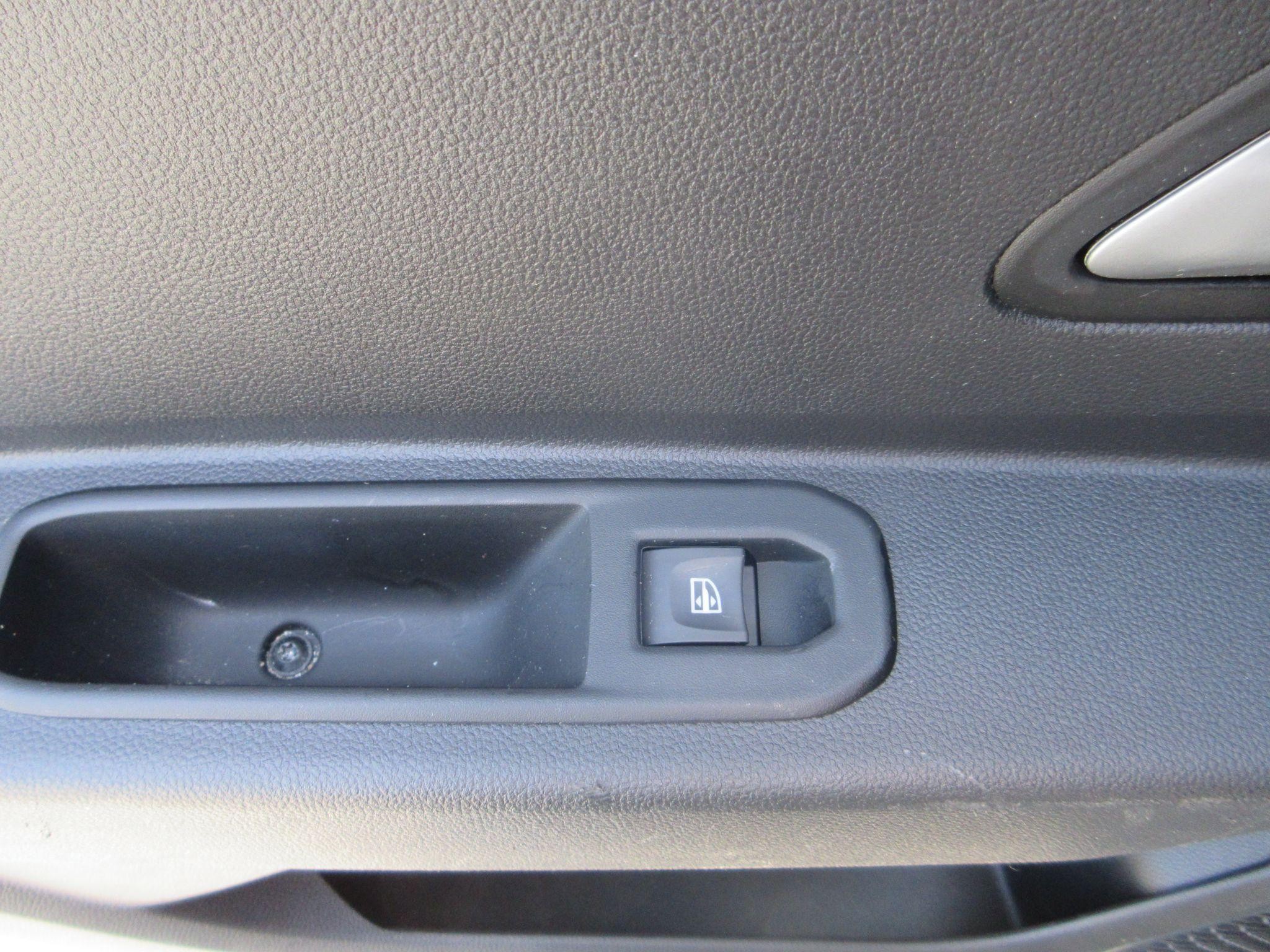 Dacia Duster Image 16