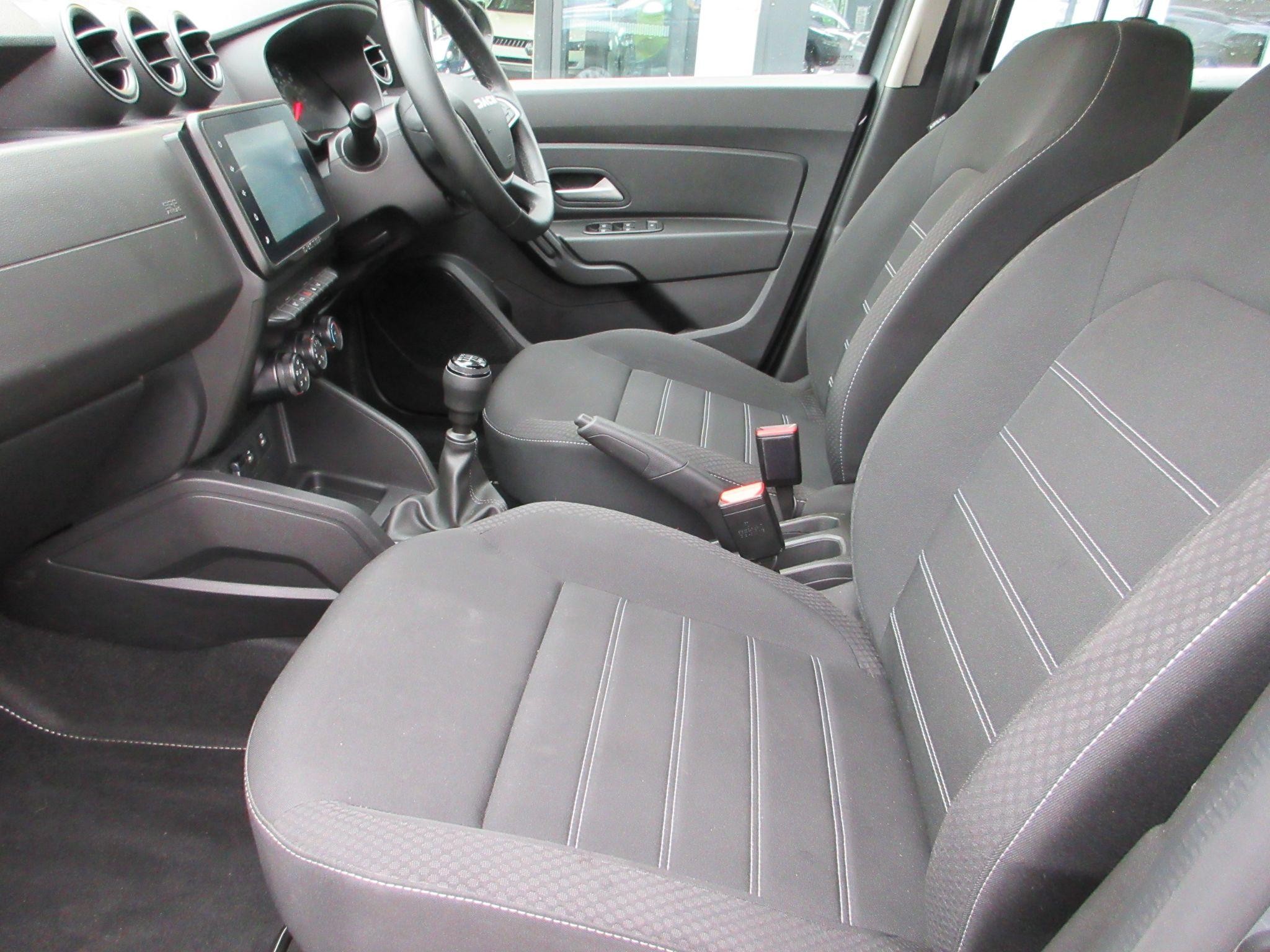 Dacia Duster Image 40