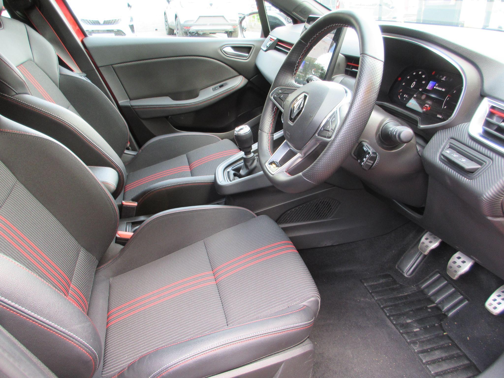 Renault Clio Image 9