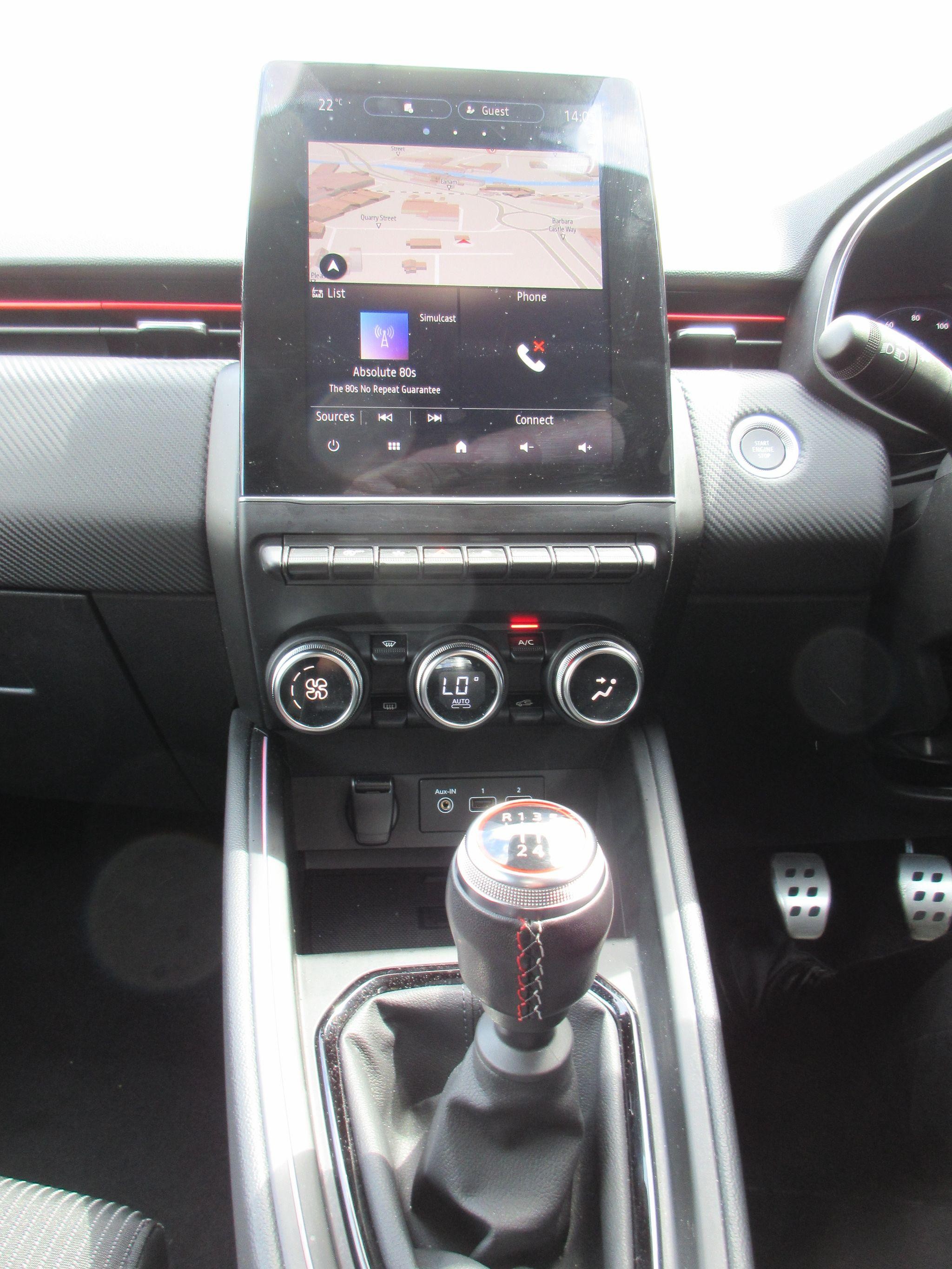 Renault Clio Image 24