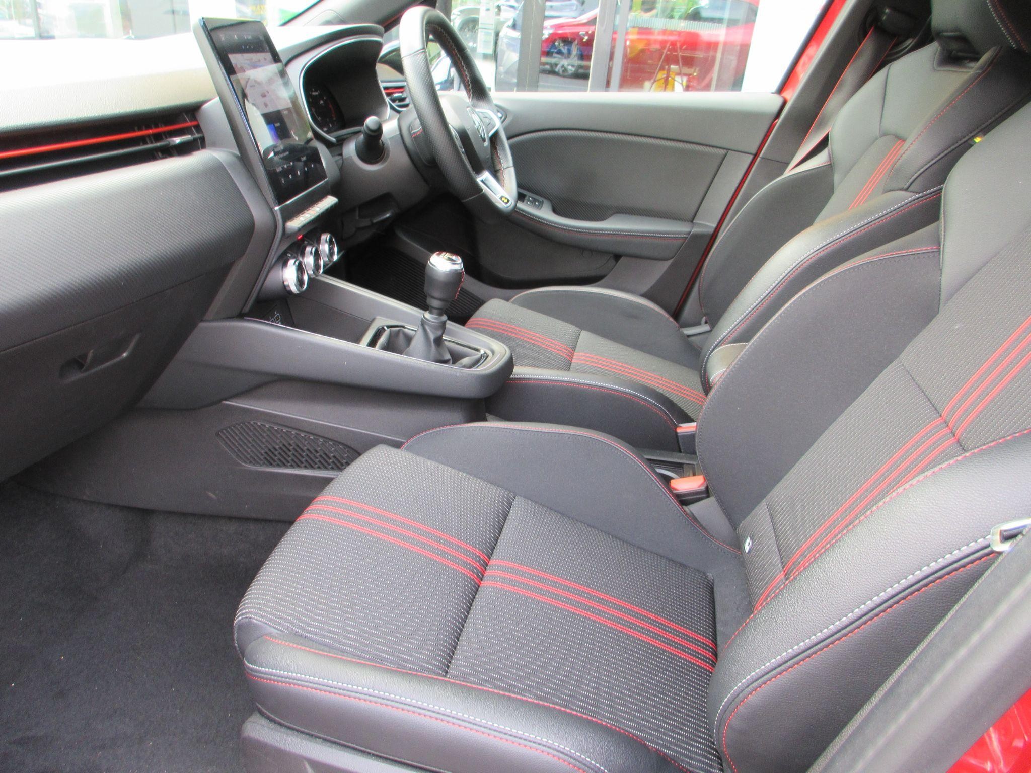 Renault Clio Image 39