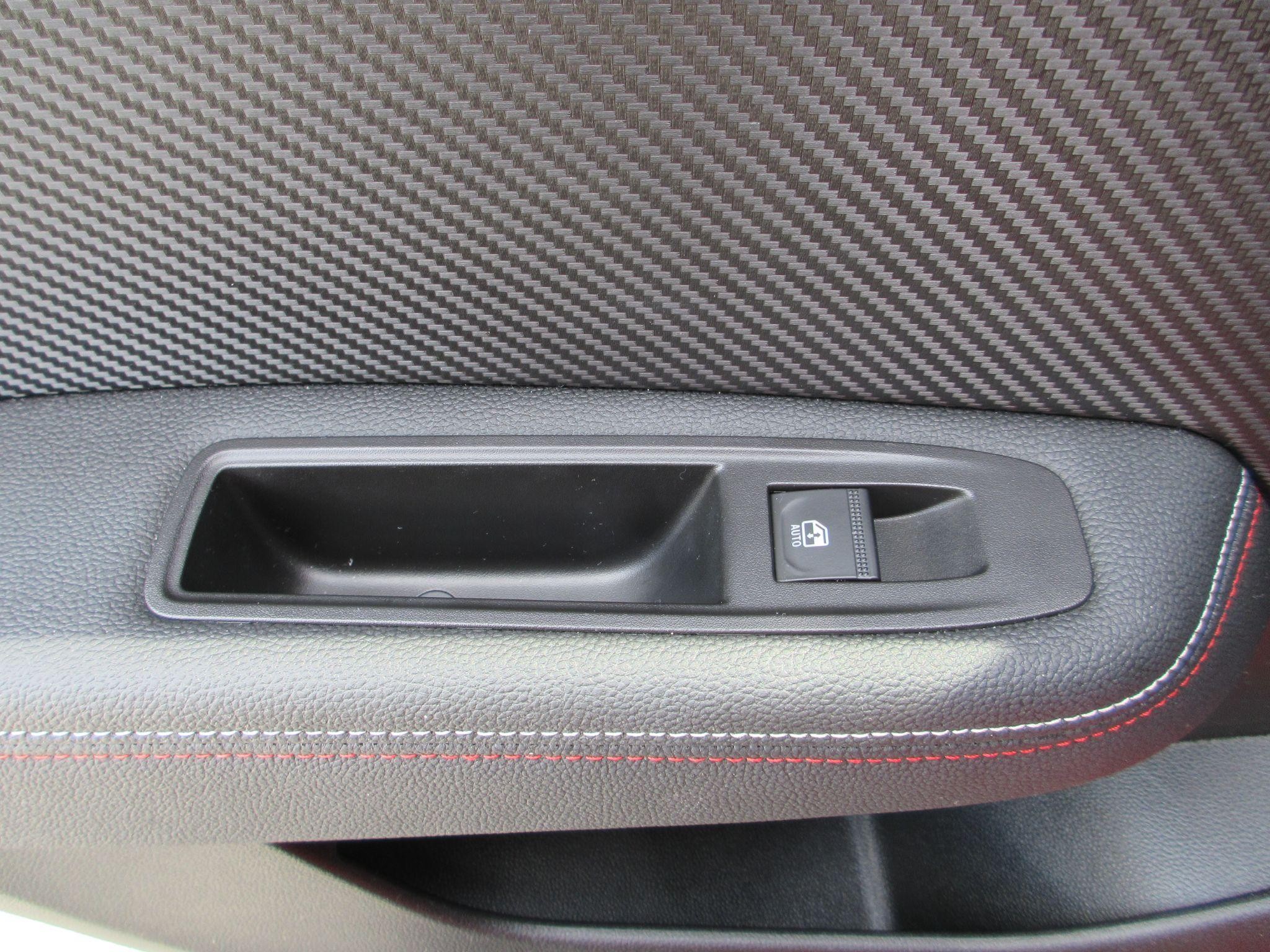 Renault Clio Image 41